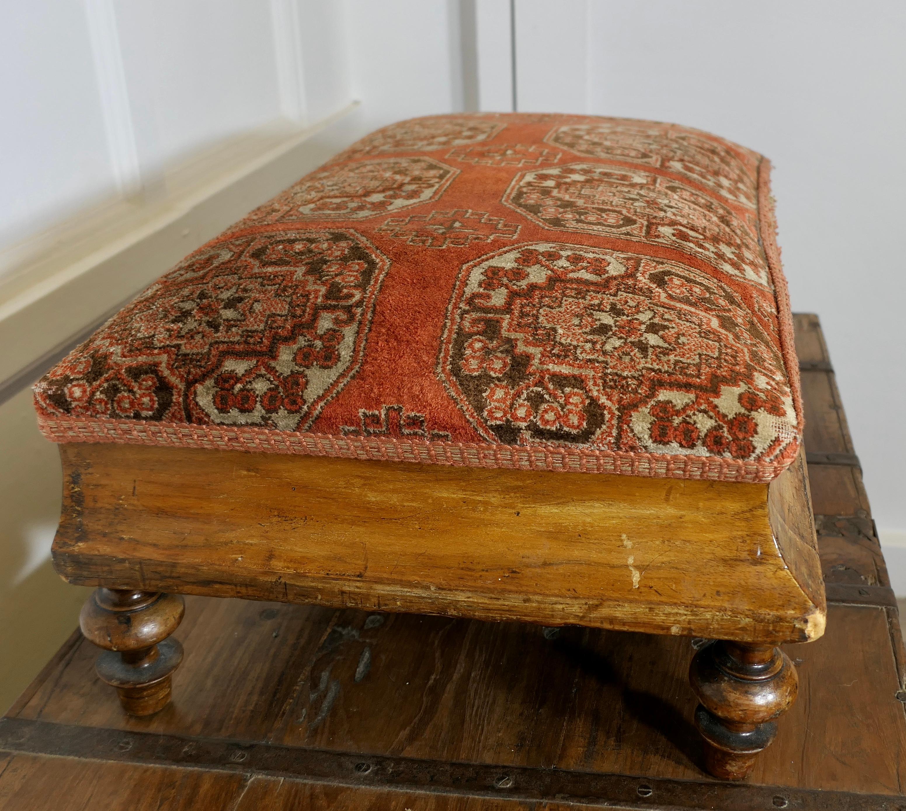 Walnut Early Victorian Bed Step, Foot stool  This is a Victorian piece
