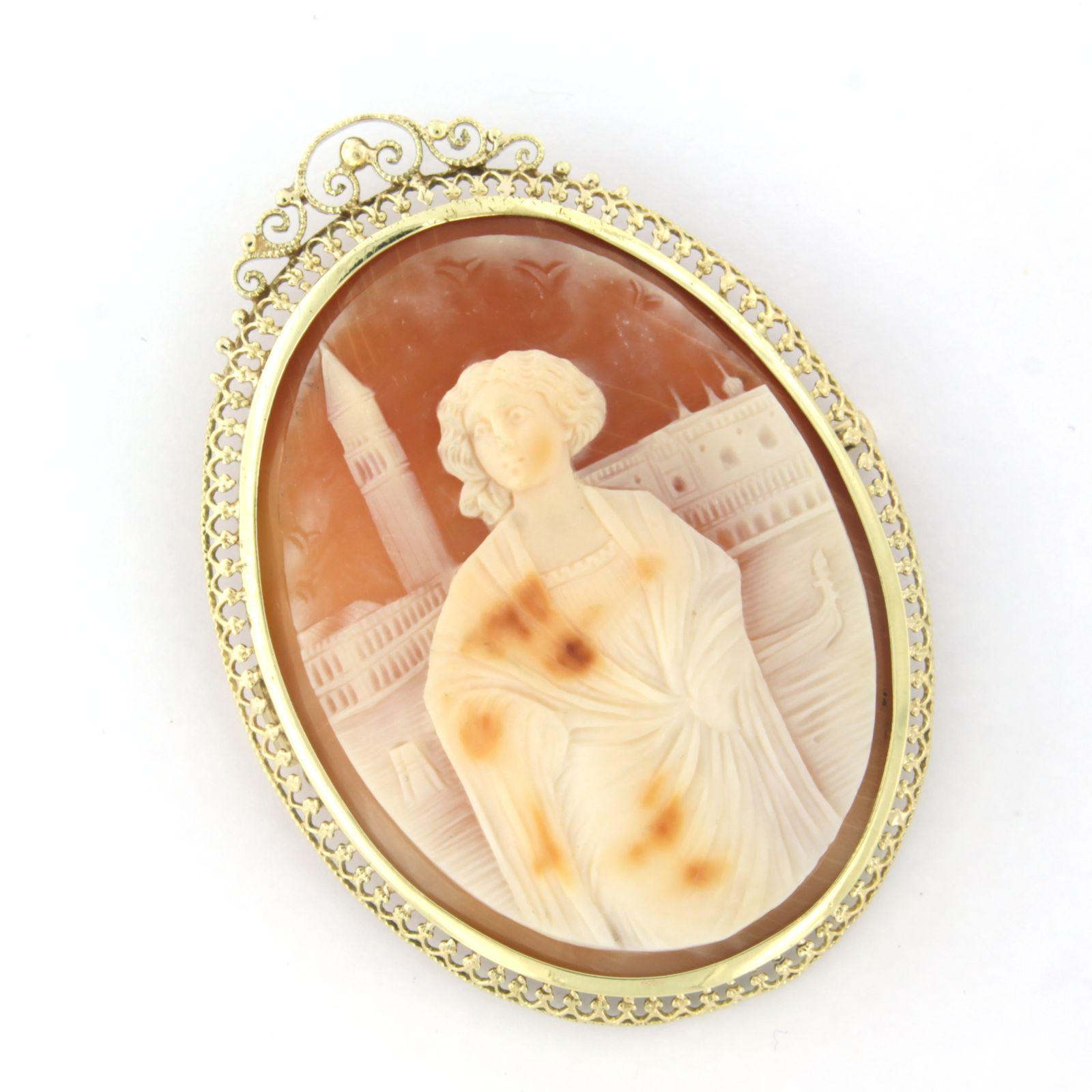 Début de l'époque victorienne - Broche avec camée 14k or jaune 20.7 grammes en vente 2