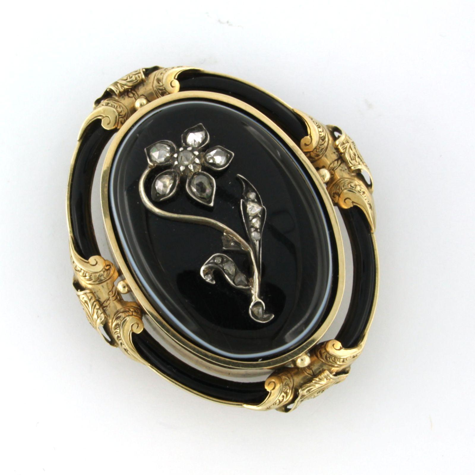 Early Victorian brooch with onyx and rose cut diamonds 14k gold and silver For Sale 1