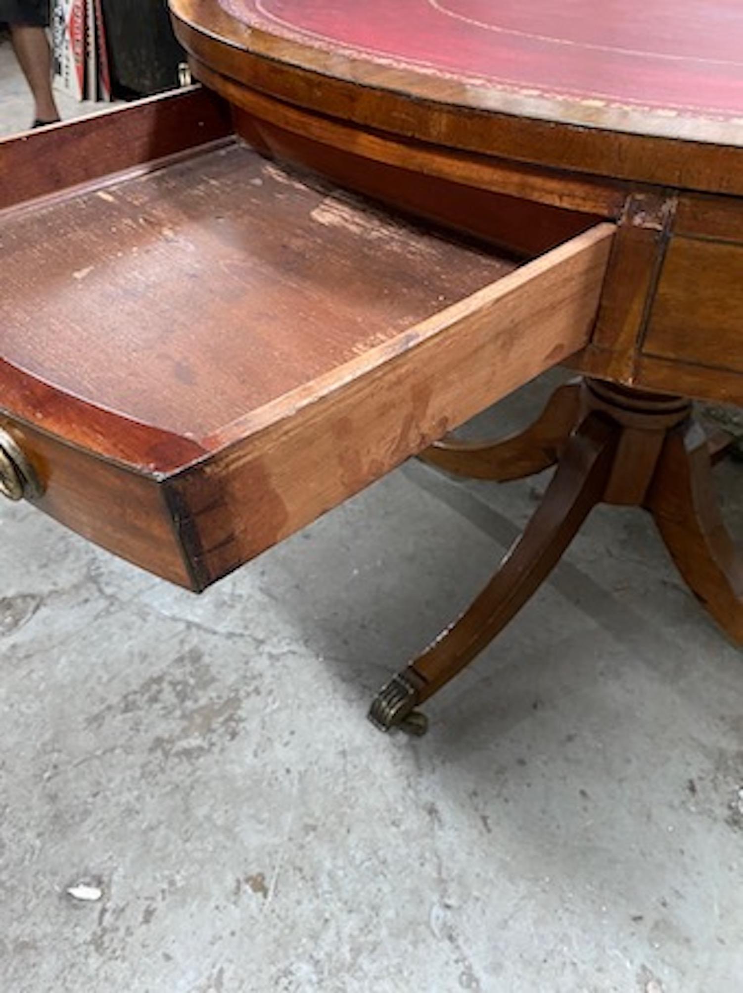 Early Victorian English Mahogany Drum Table For Sale 5