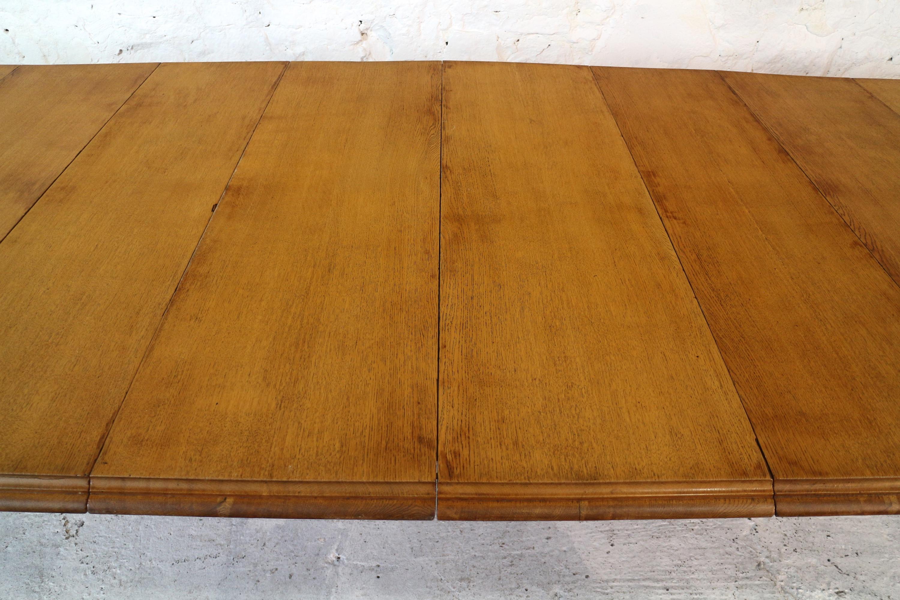 Early Victorian Extra Wide Oak Dining Table and Six Leaves, Seats 18 For Sale 2