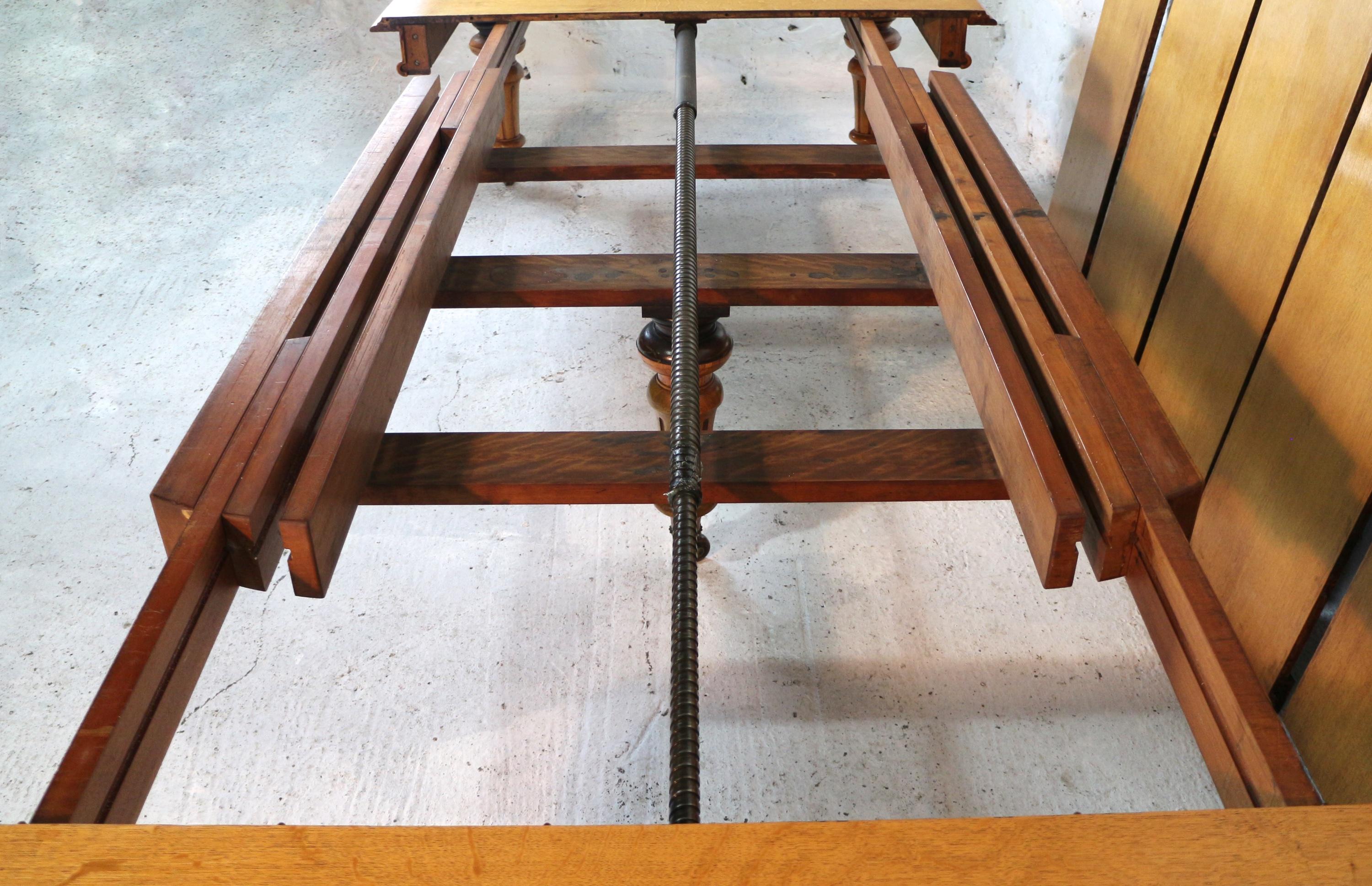 Early Victorian Extra Wide Oak Dining Table and Six Leaves, Seats 18 For Sale 6