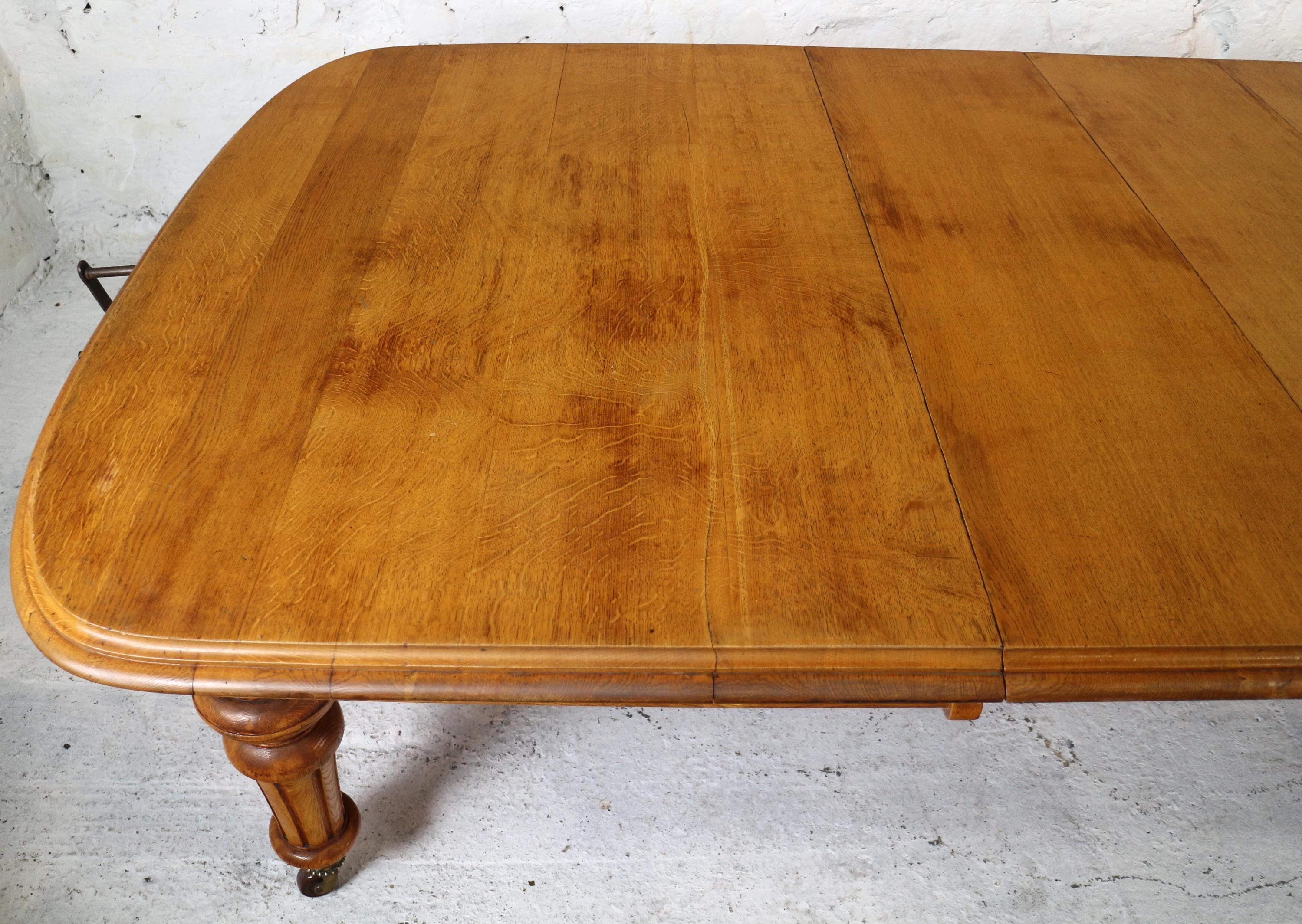 Early Victorian Extra Wide Oak Dining Table and Six Leaves, Seats 18 For Sale 1