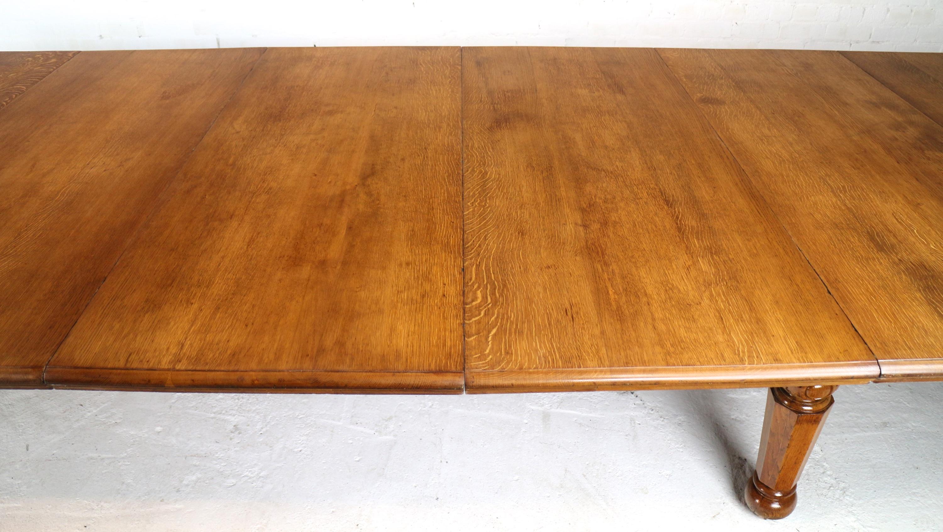Early Victorian Extra Wide Oak Extending Dining Table and 7 Leaves 8