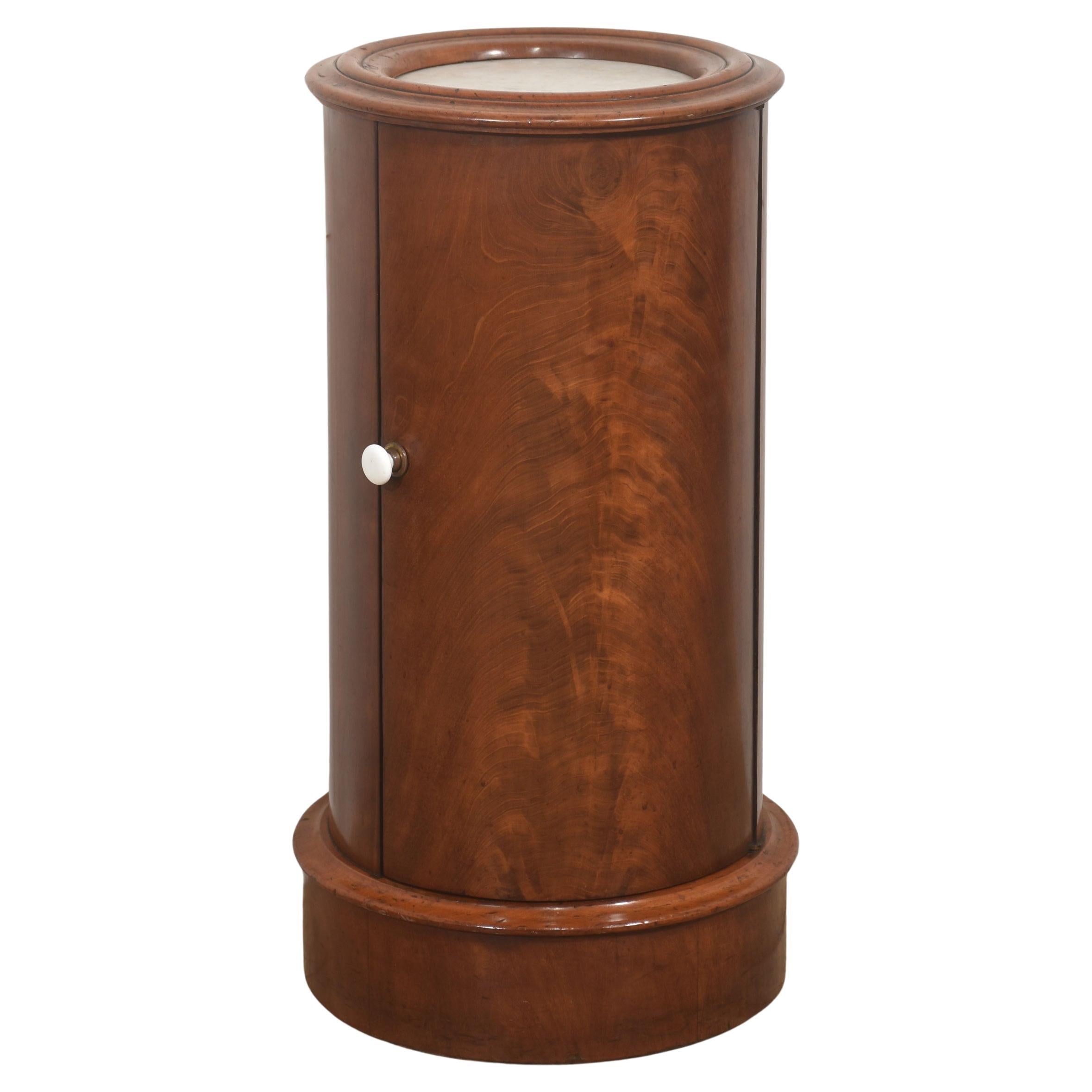 Early Victorian Flame Mahogany Circular Bedside Cabinet