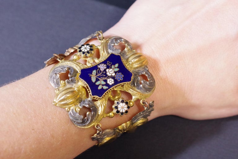 Early Victorian French Pinchbeck Bracelet Multicolored Gilded Metal For