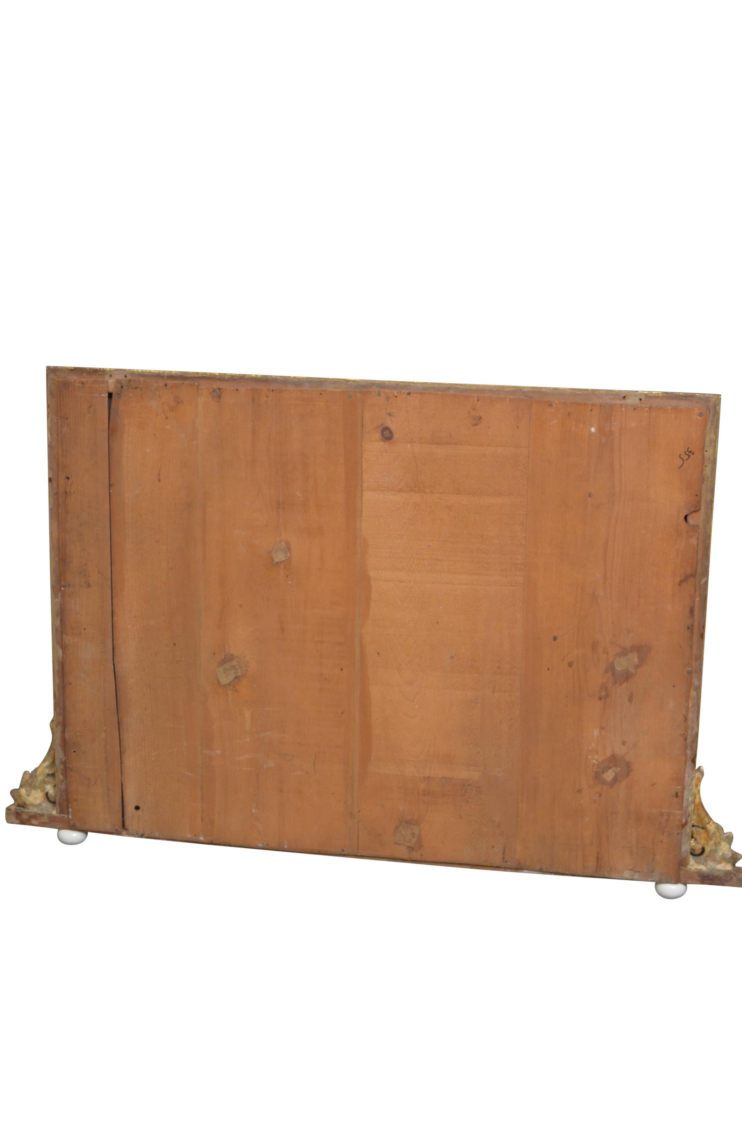Espejo de pared victoriano de madera dorada en venta 4
