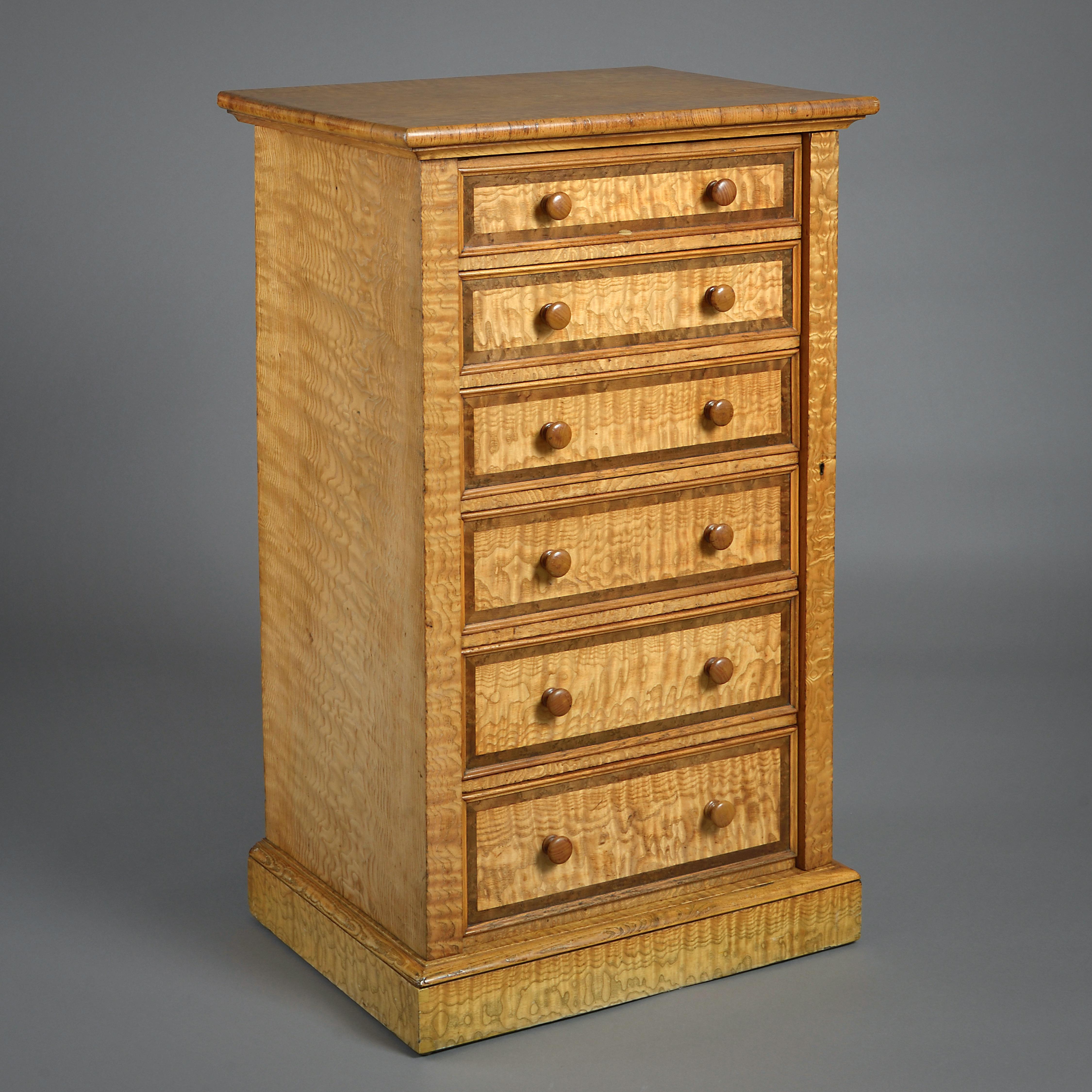 Early Victorian Hungarian Ash Wellington Chest In Good Condition In London, GB