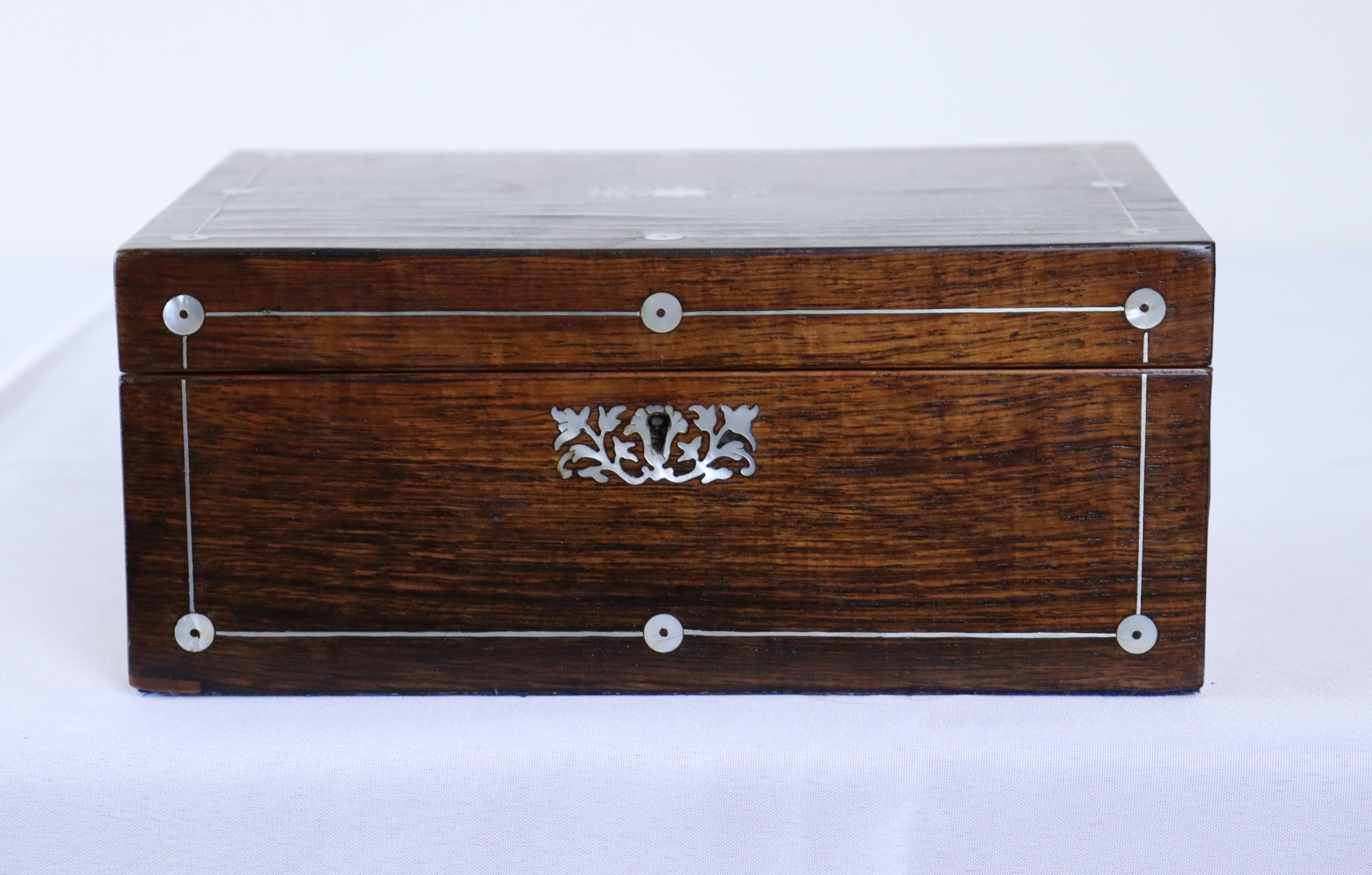 19th Century Early Victorian Inlaid Rosewood Jewelry Box For Sale