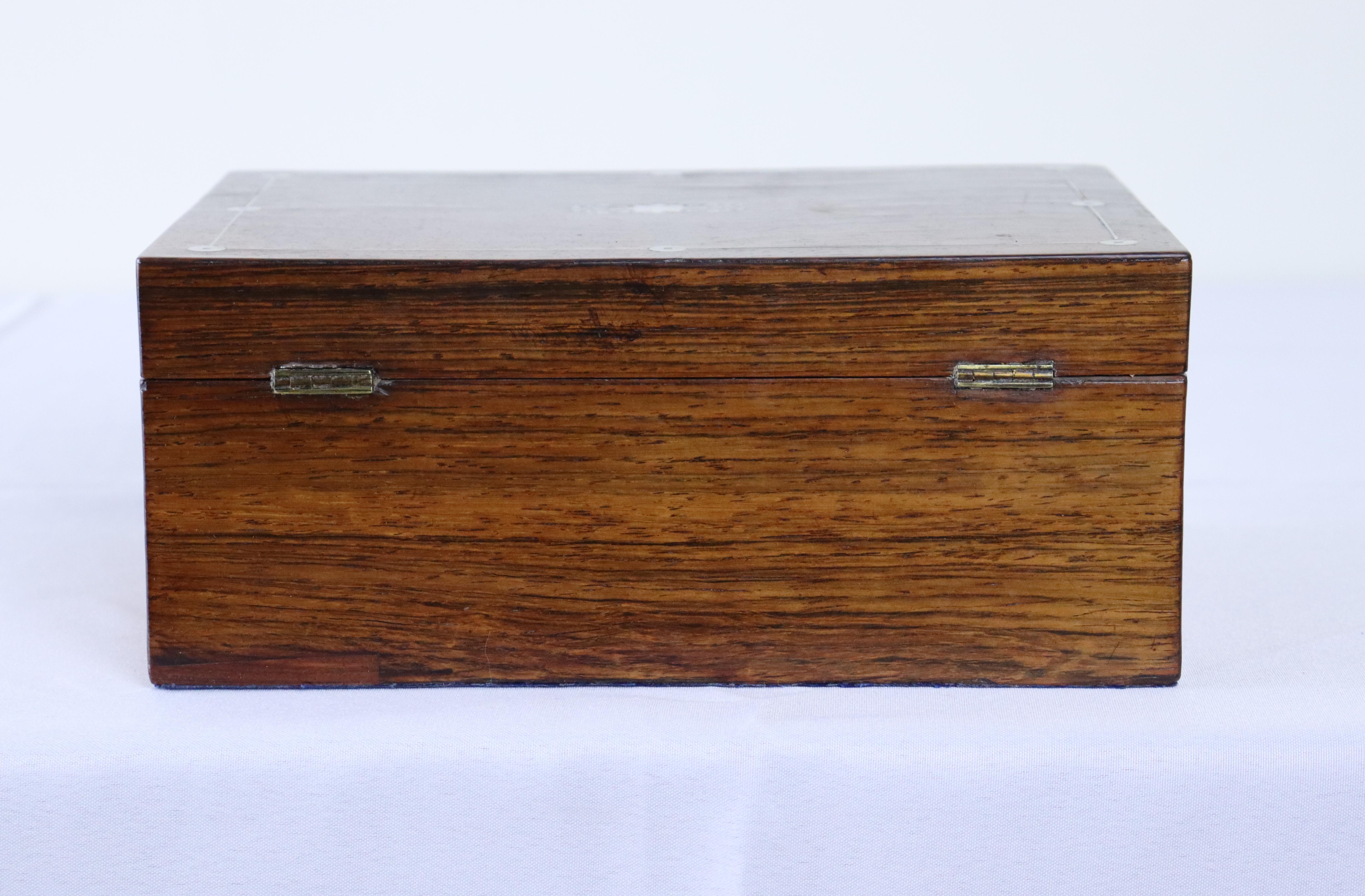 Early Victorian Inlaid Rosewood Jewelry Box For Sale 2