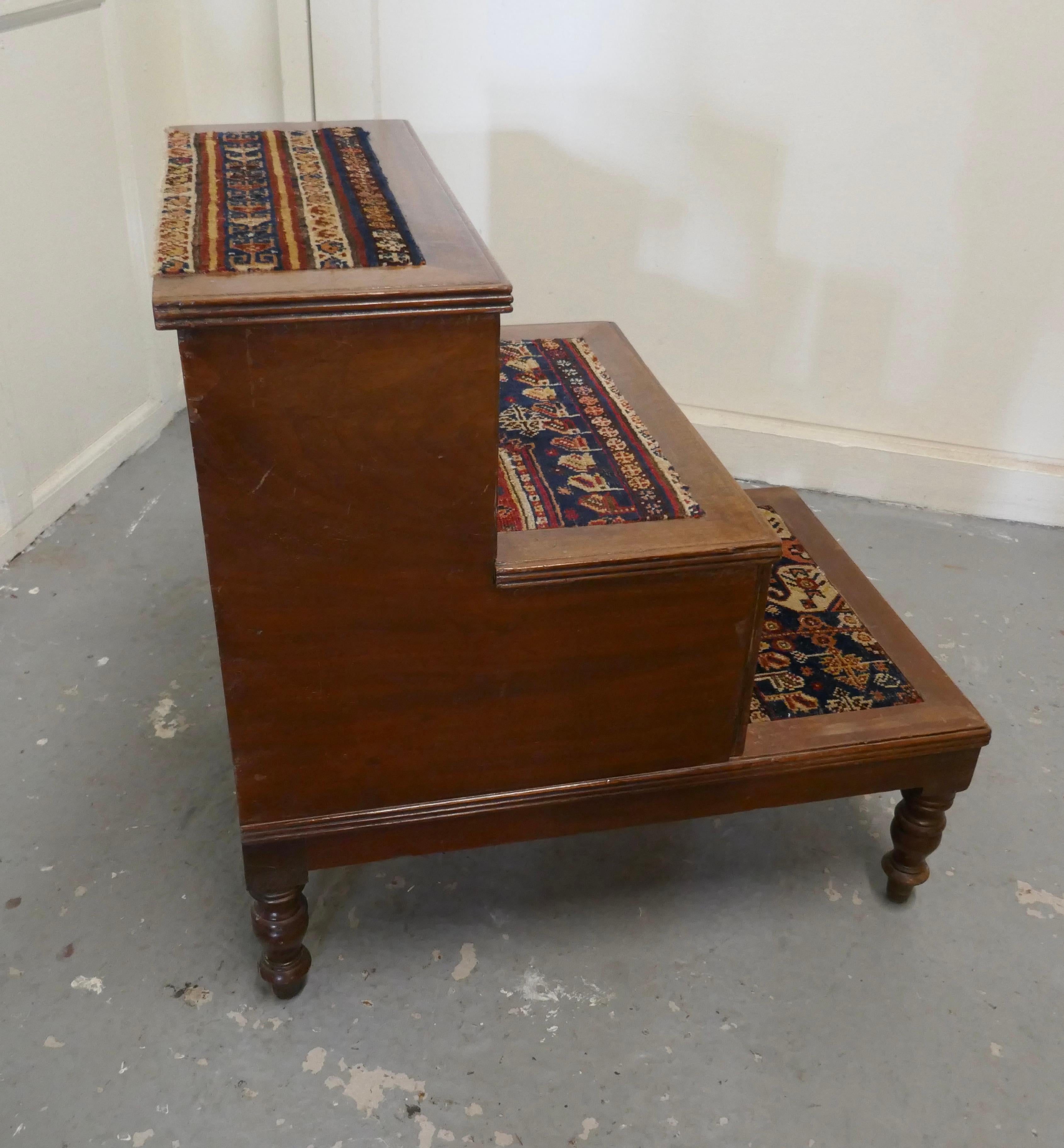  Early Victorian Library Steps on Turned Legs For Sale 3