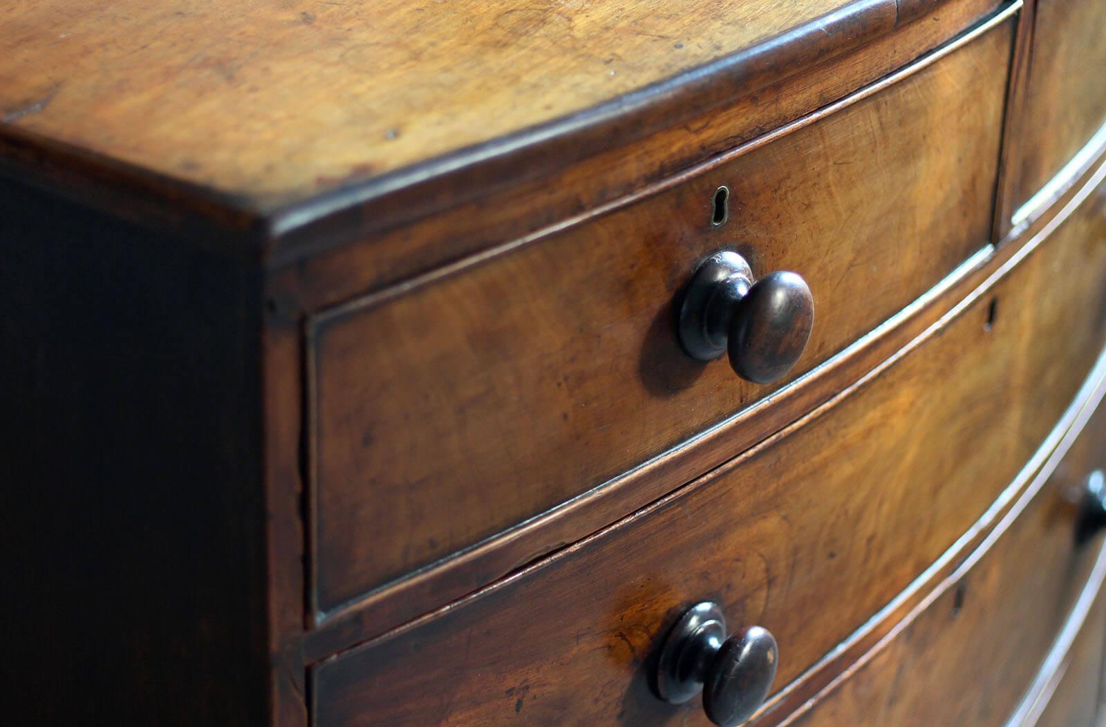 Early Victorian Mahogany Bow Front Chest of Drawers, 19th Century 1