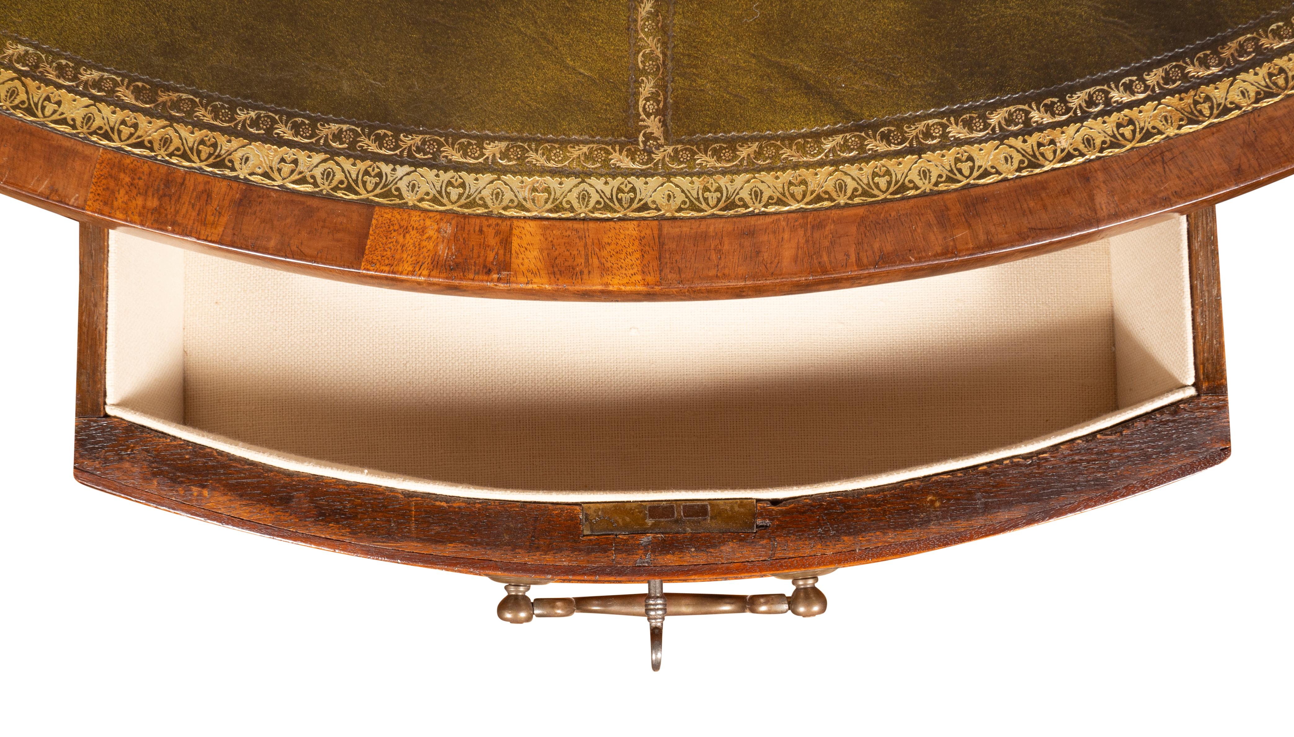 Early Victorian Mahogany Drum Table For Sale 5