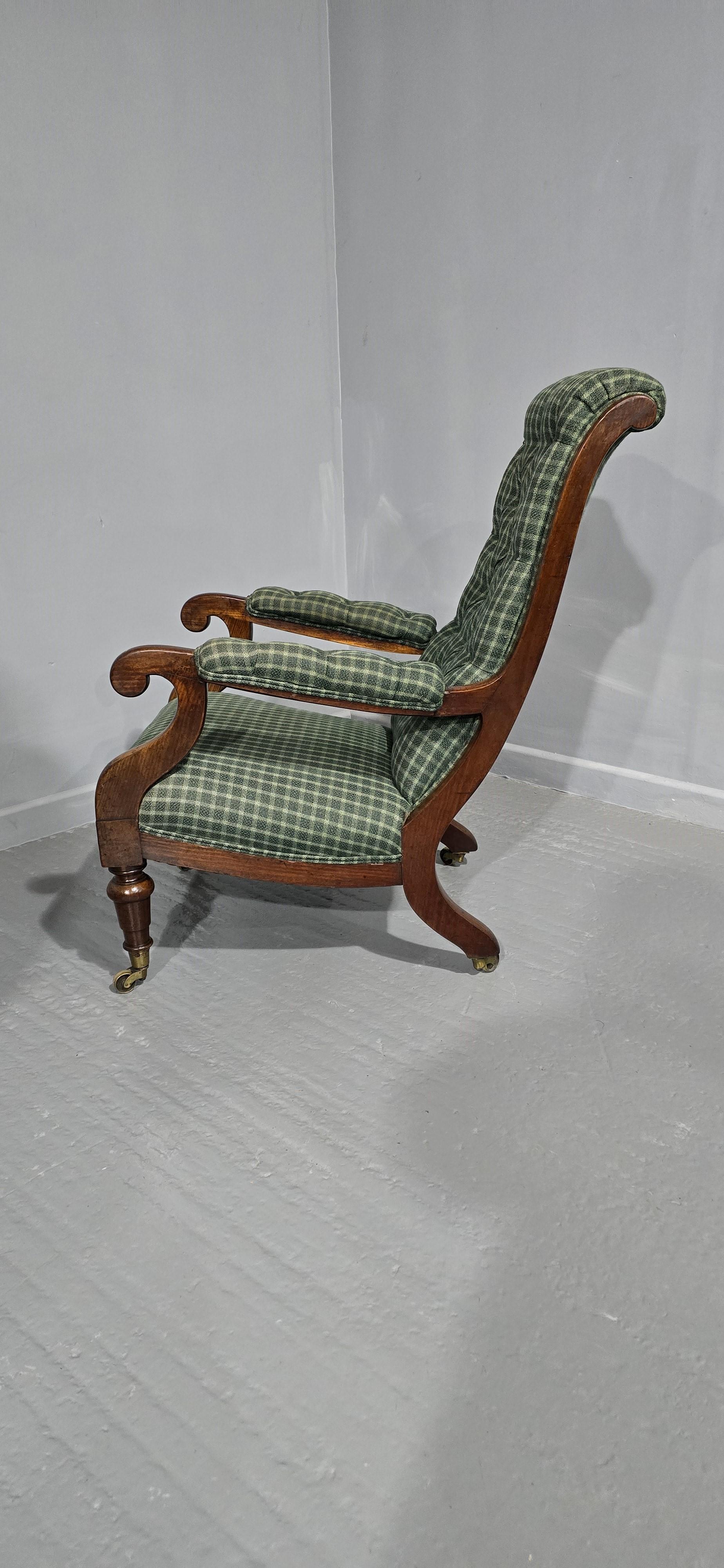 Anglais Fauteuil de bibliothèque en acajou du début de l'époque victorienne en vente