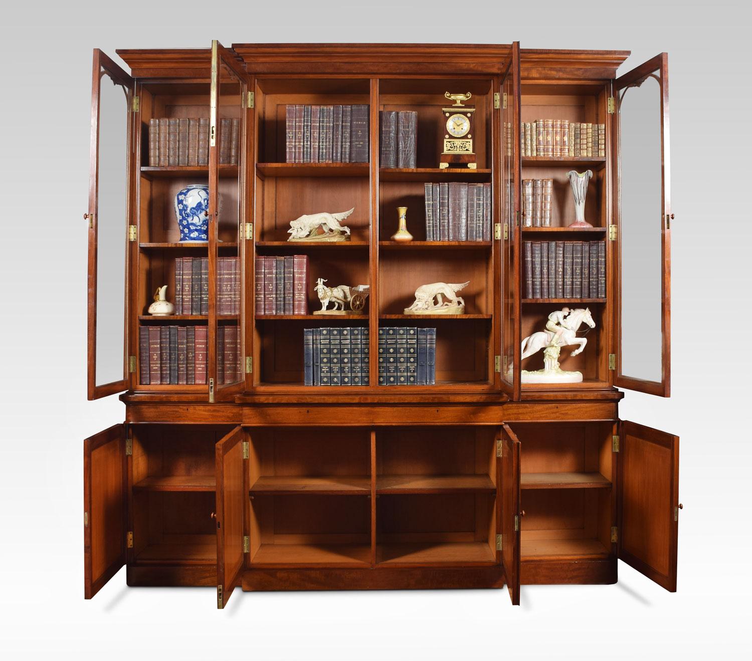 Early Victorian Mahogany Library Breakfront Secretaire Bookcase In Good Condition In Cheshire, GB