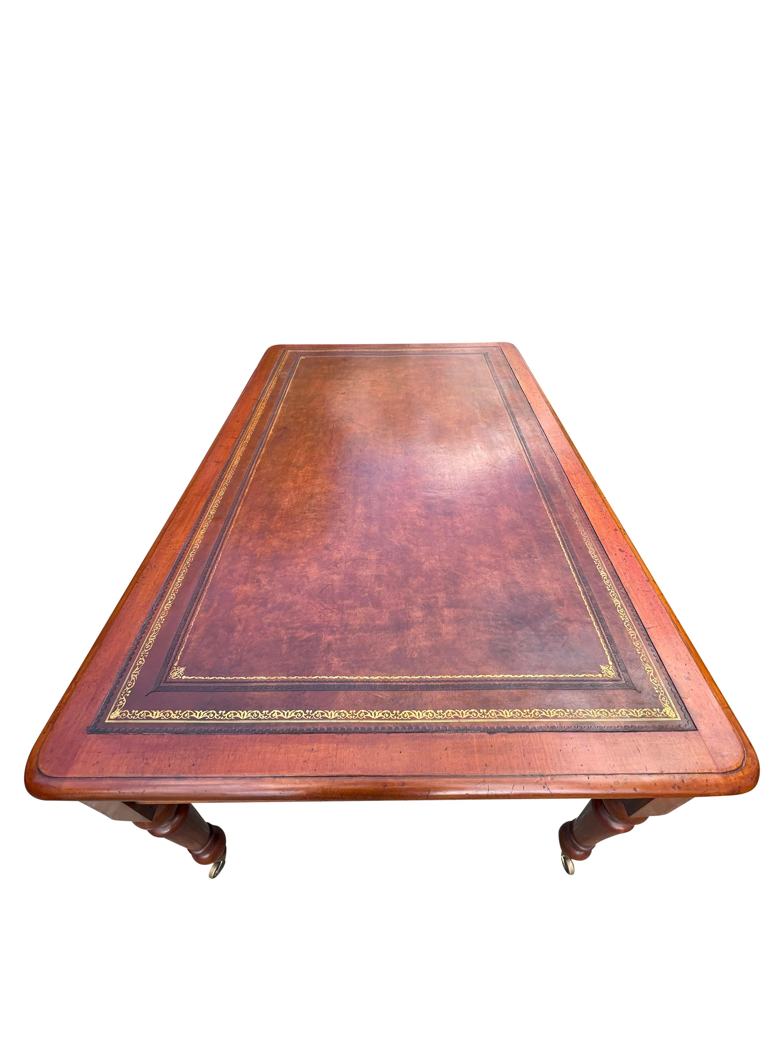 Early Victorian Mahogany Writing Table In Good Condition In Essex, MA