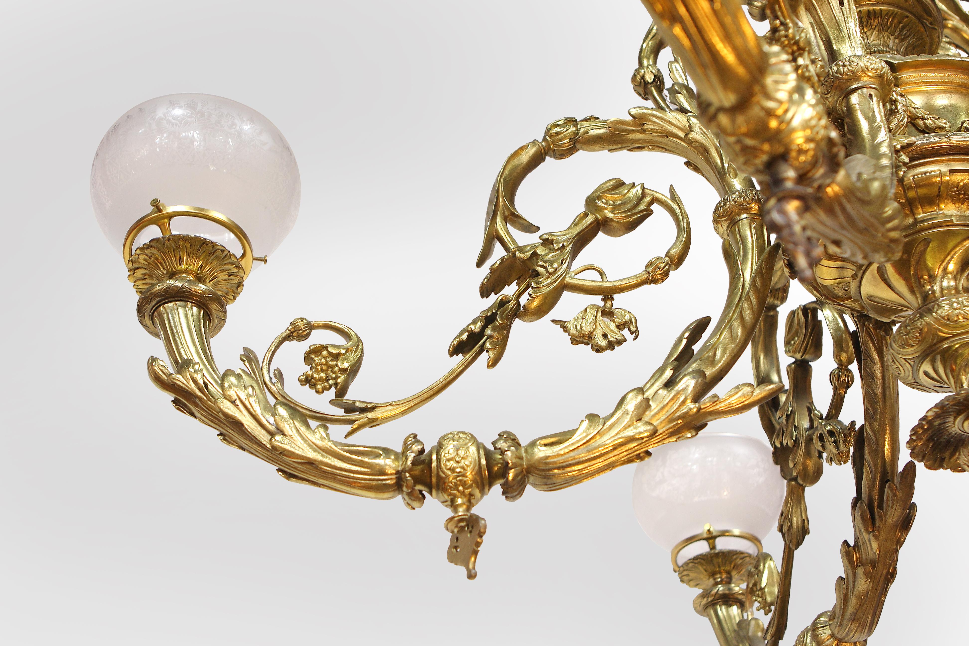 English Early Victorian Ormolu Five-Branch Chandelier, Mid-19th Century For Sale