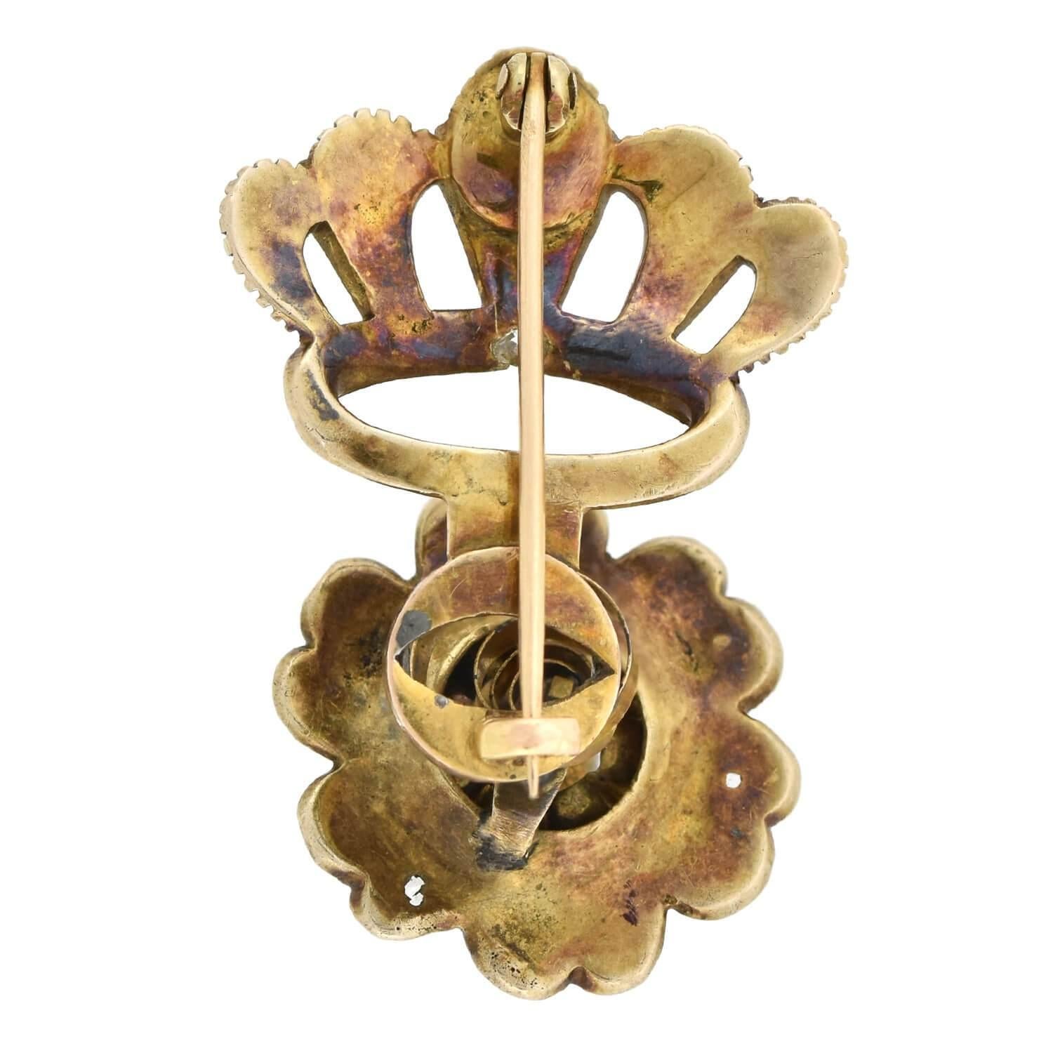 Épingle trèfle à fleurs et couronne en diamants taille rose du début de l'ère victorienne Bon état - En vente à Narberth, PA