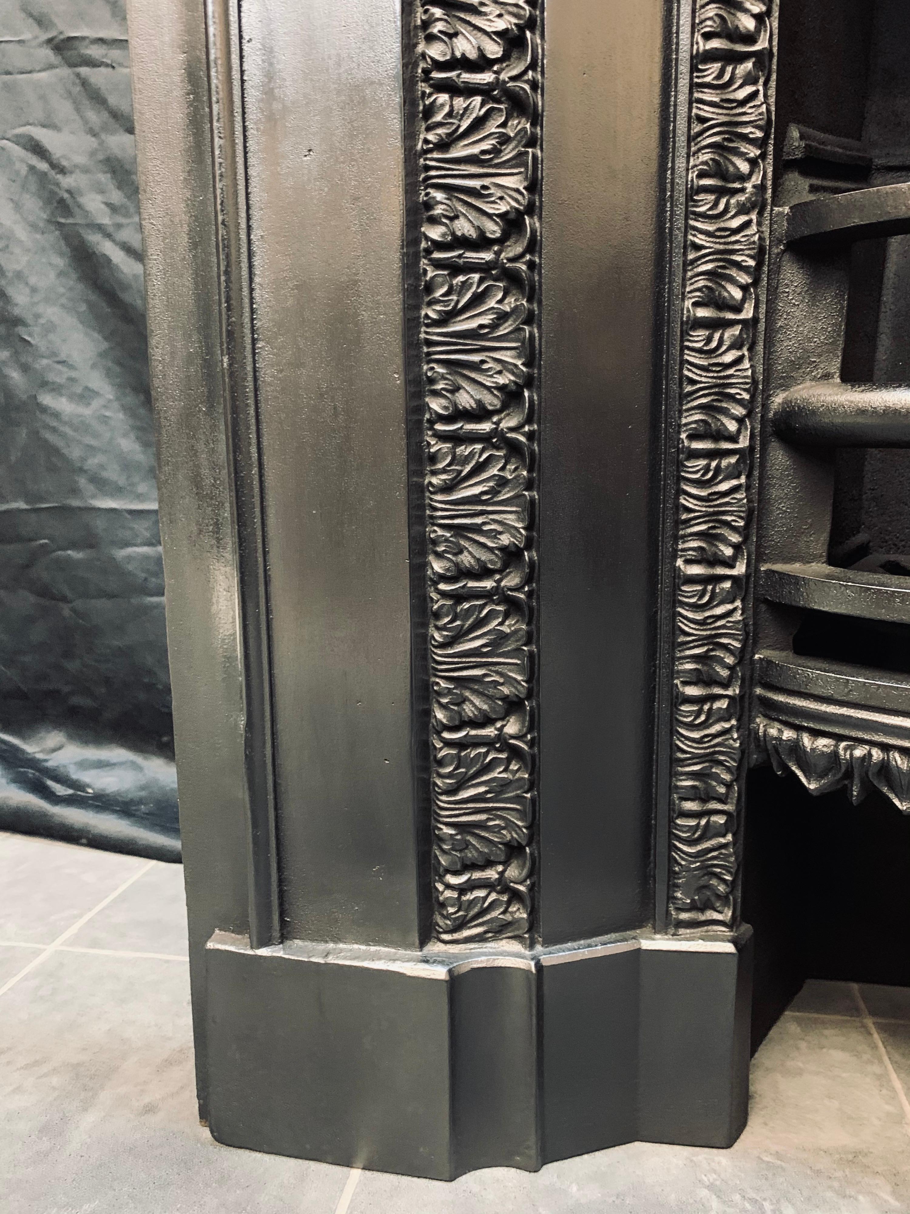 Early Victorian Scottish Cast Iron Fireplace Insert For Sale 4