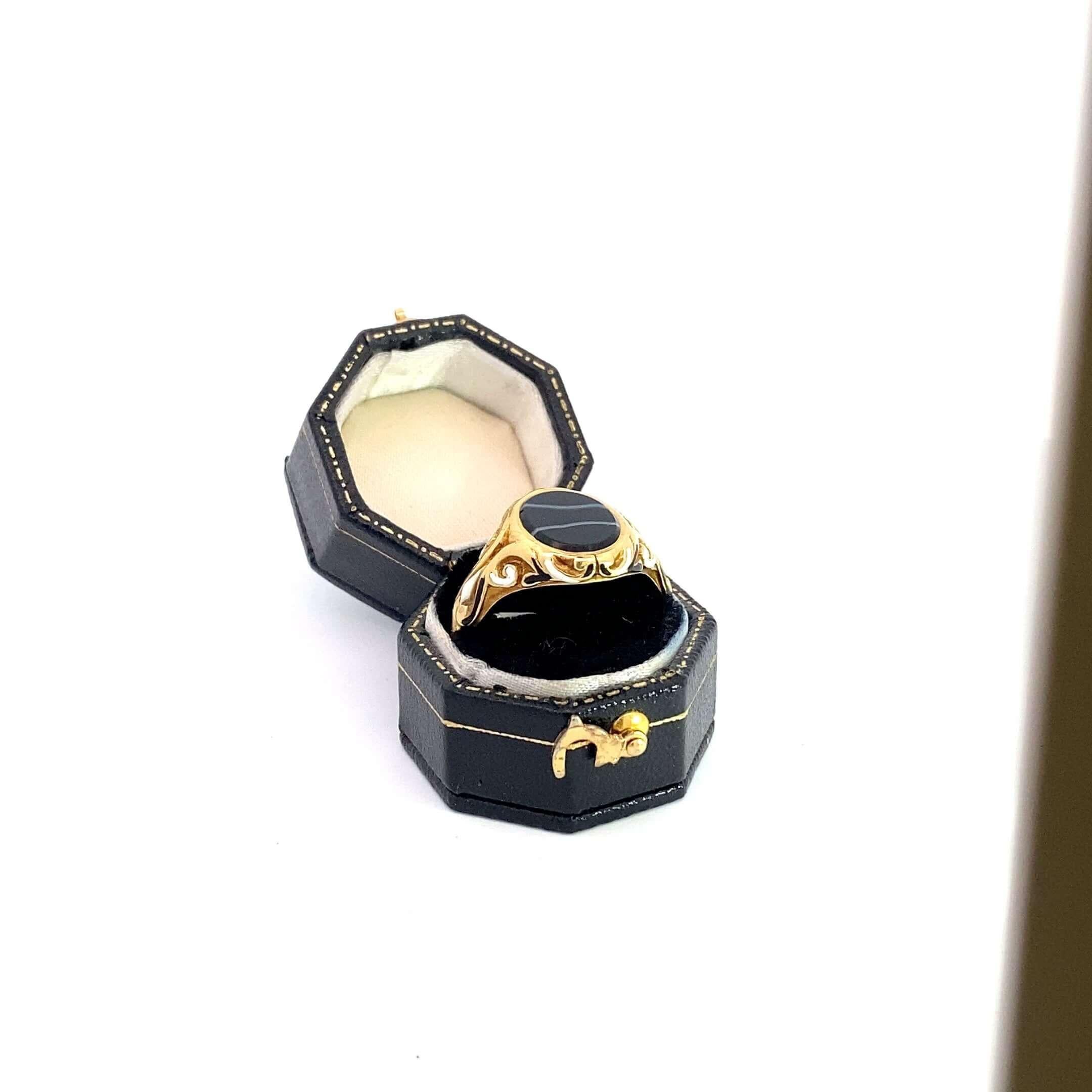 Women's Early Victorian Striped Agate Signet Ring For Sale
