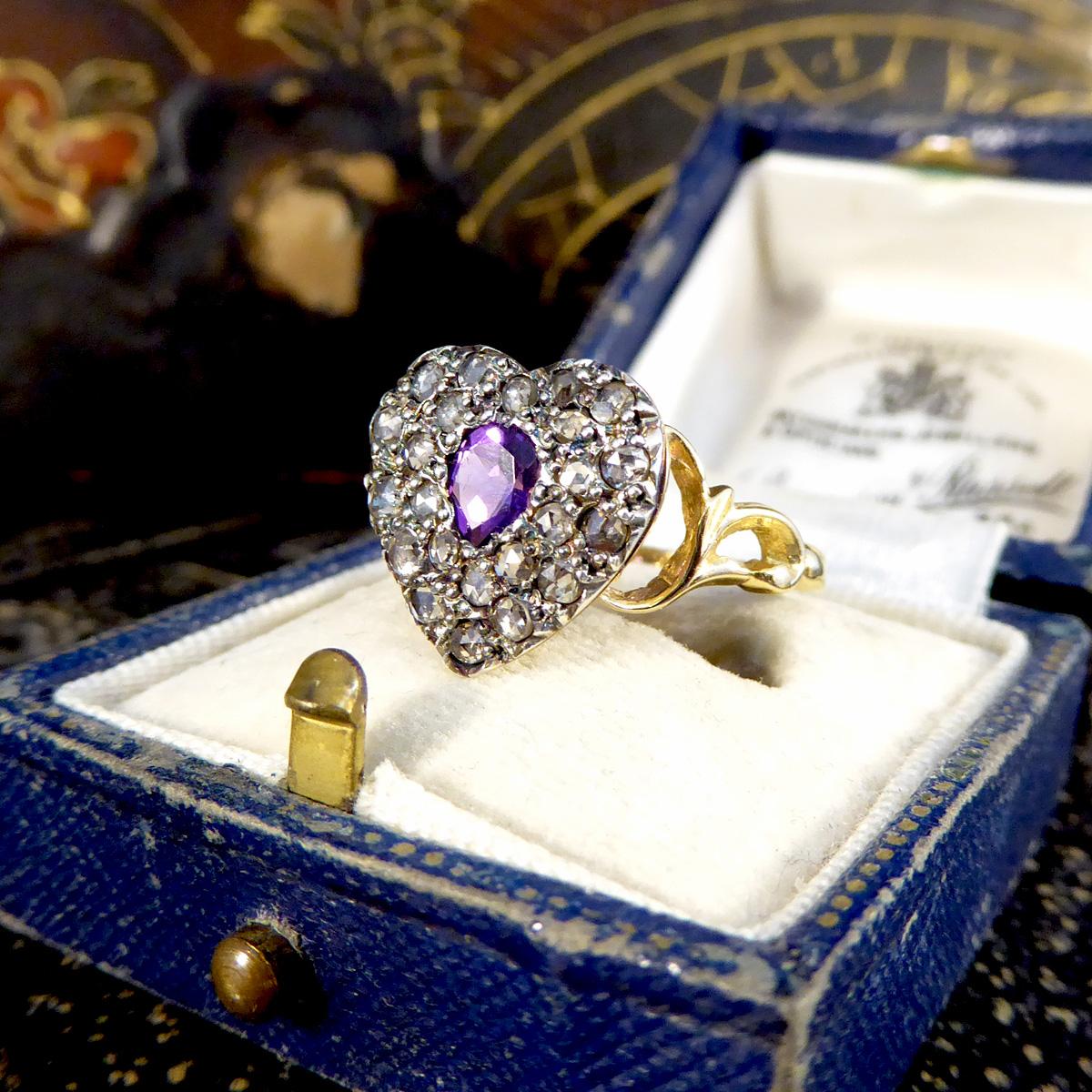 Bague cœur en or 18 carats avec améthyste et diamants taille rose de style victorien précoce en vente 3