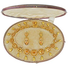Early Victorian Topaz and Repousse-Gold Suite For Sale at 1stDibs