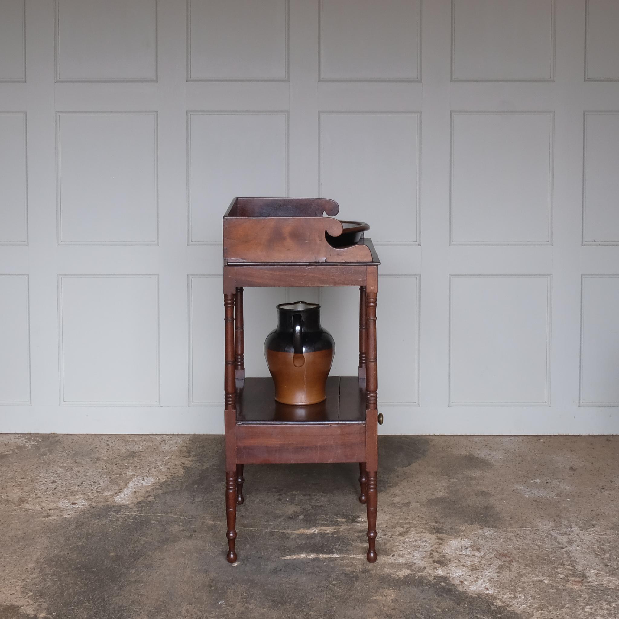 British Early Victorian Washstand For Sale