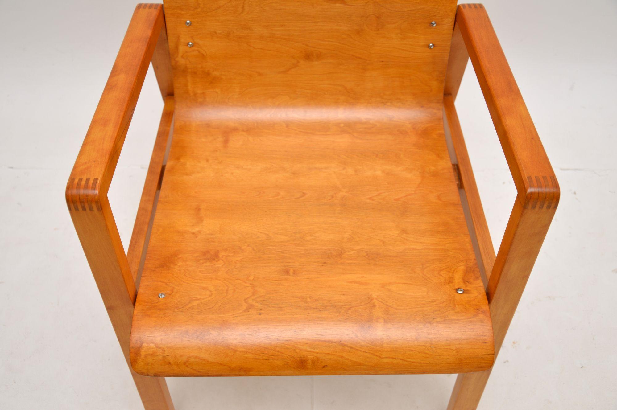 Early Vintage Alvar Aalto Hallway Chair Model 403 In Good Condition For Sale In London, GB