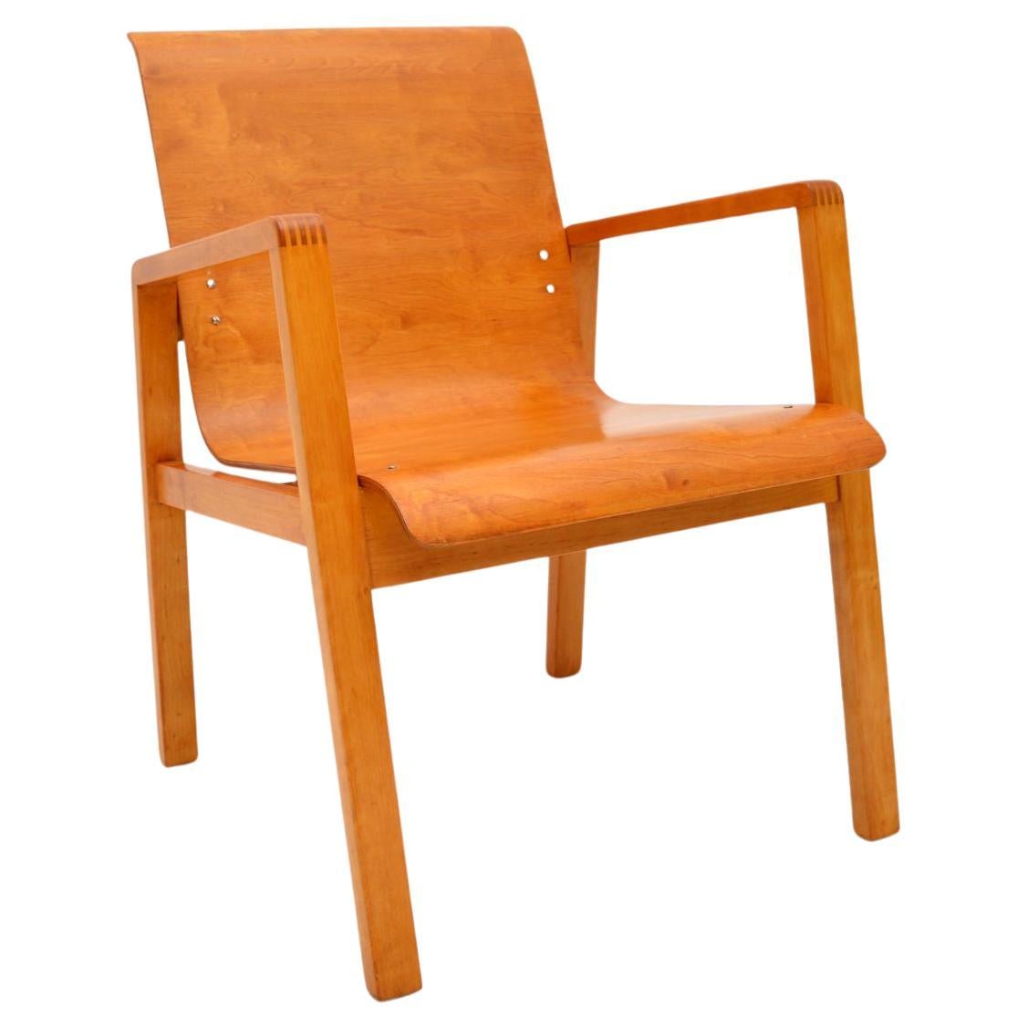 Early Vintage Alvar Aalto Hallway Chair Model 403 For Sale