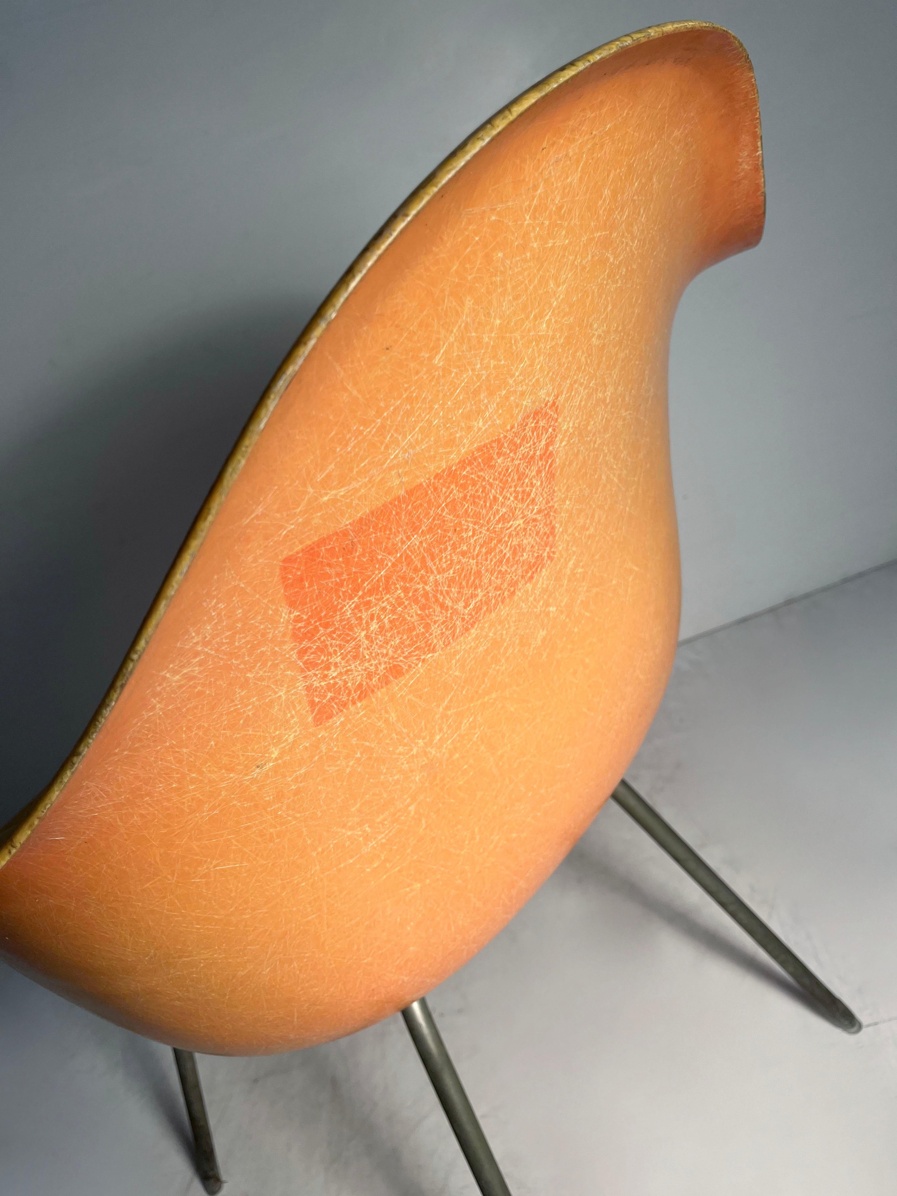 Fiberglass Early Vintage Charles Eames Herman Miller Arm Shell Chair / SAX or DAX / X Base For Sale