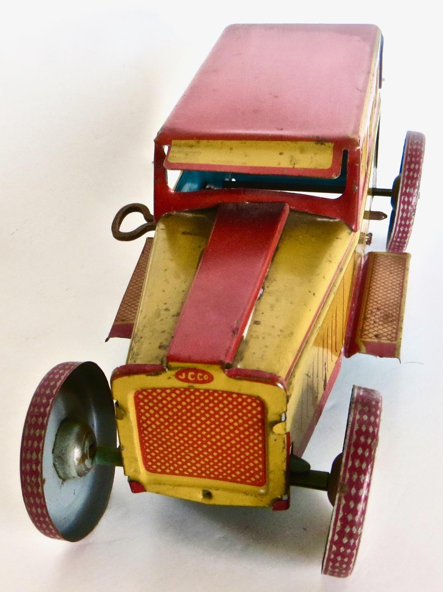 Early Vintage Chein Company All Tin Toy Wind-Up Limousine, American, Circa 1930 For Sale 1