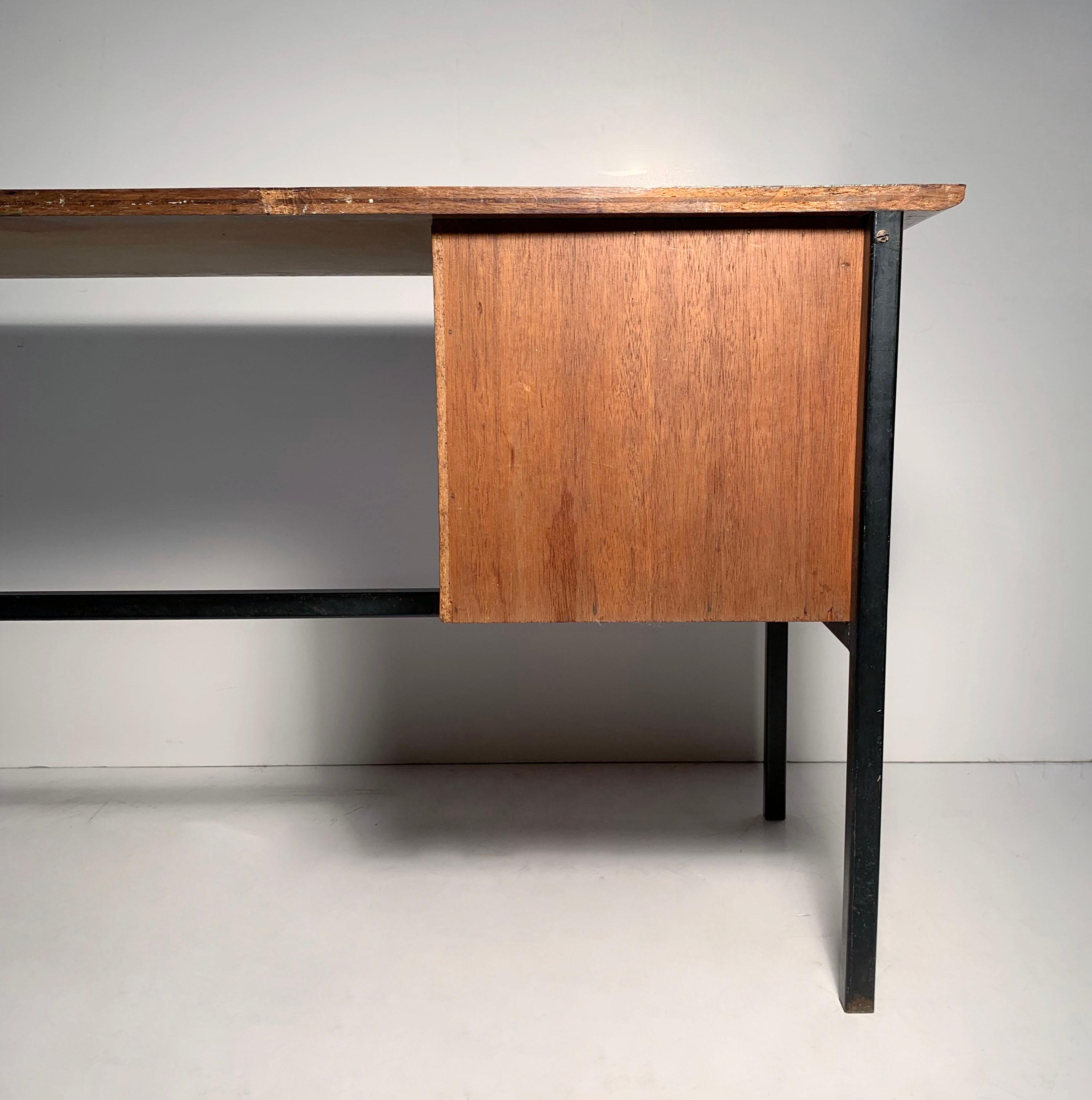 Early Vintage Desk Attributed to Thonet 5