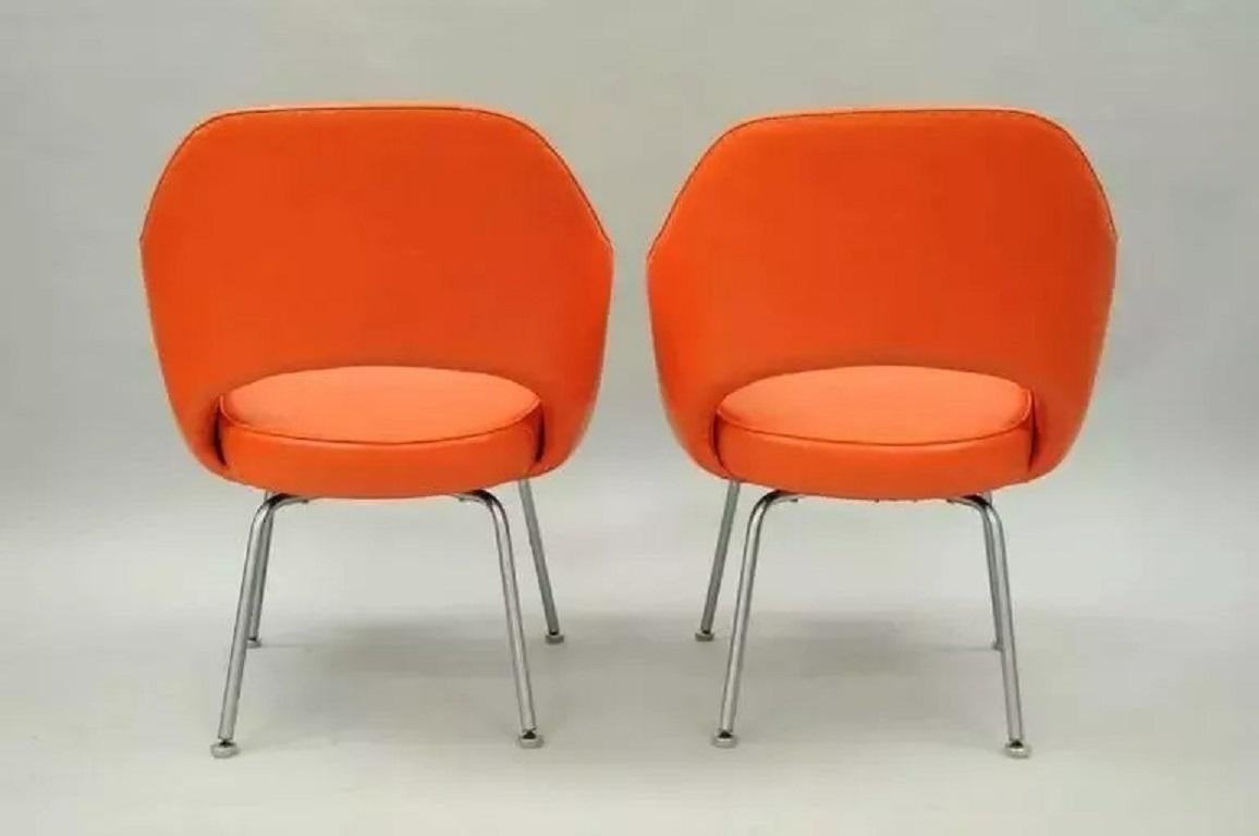 Early Vintage Eero Saarinen for Knoll Orange Vinyl Executive Arm Chairs - a Pair For Sale 2