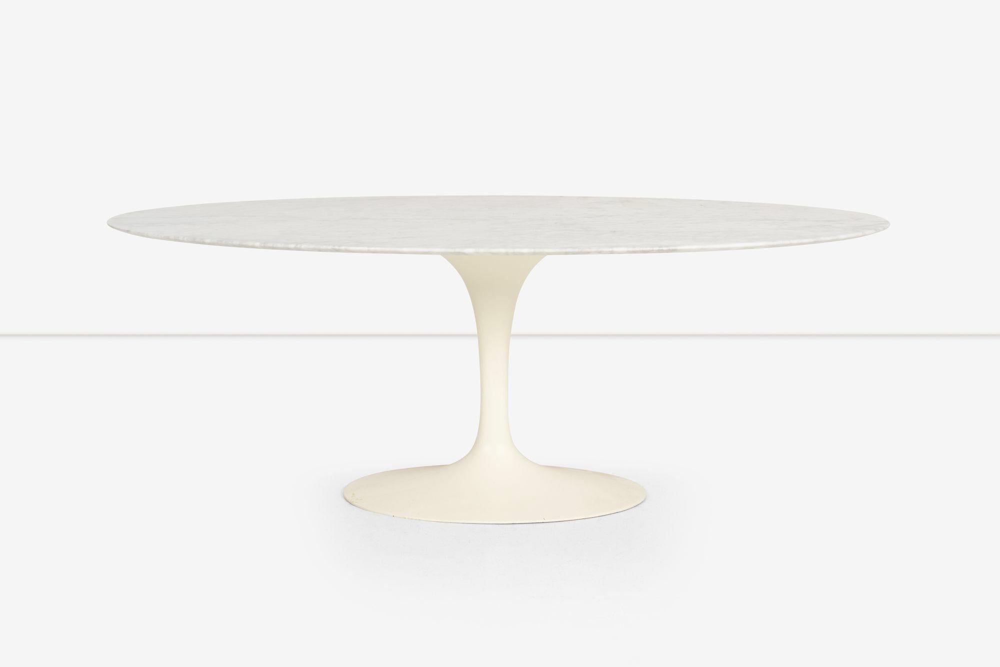Polished Early Vintage Eero Saarinen Tulip Table, Carrara Marble For Sale