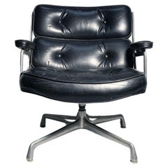 Early Vintage Herman Miller Time Life Lobby Lounge Chair by Charles Eames