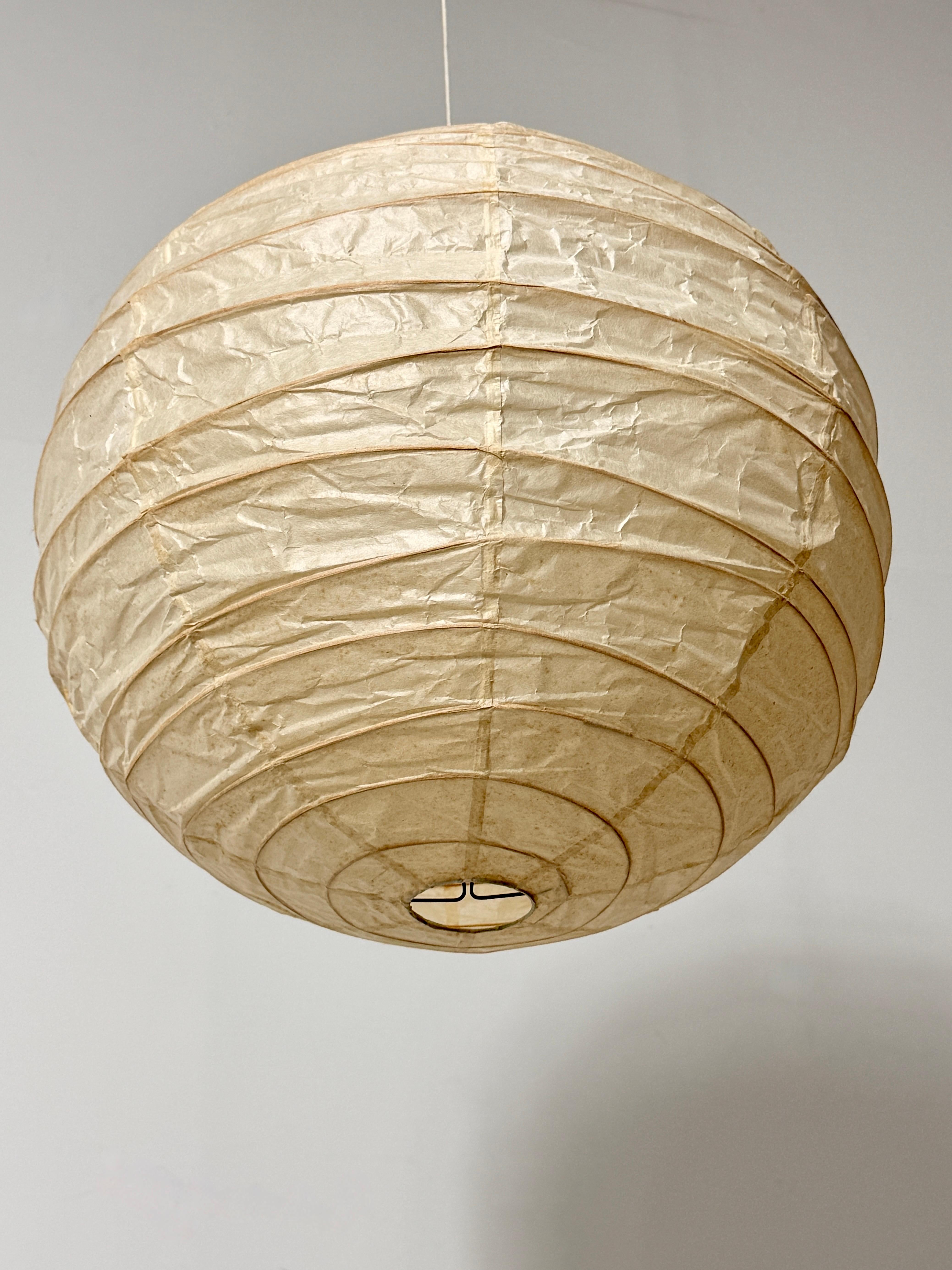 Mid-20th Century Early Vintage Isamu Noguchi Akari Light Sculpture 45D Paper Hanging Pendant Lamp