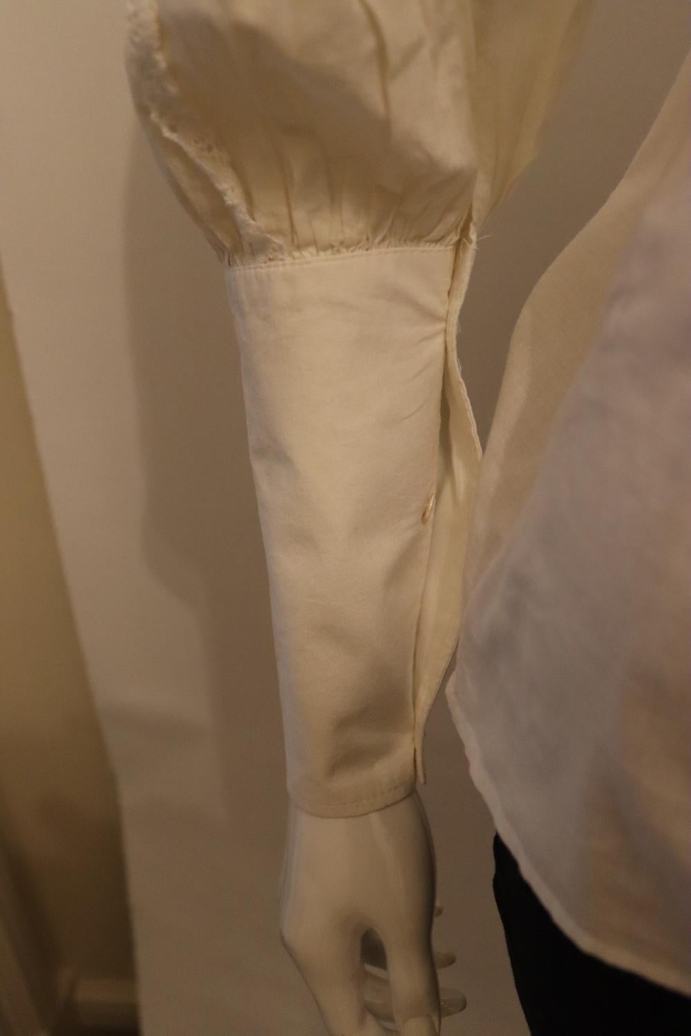 Frühzeitig  Weiße Vintage-Baumwollbluse von Laura Ashley ( hergestellt in Wales) im Angebot 3