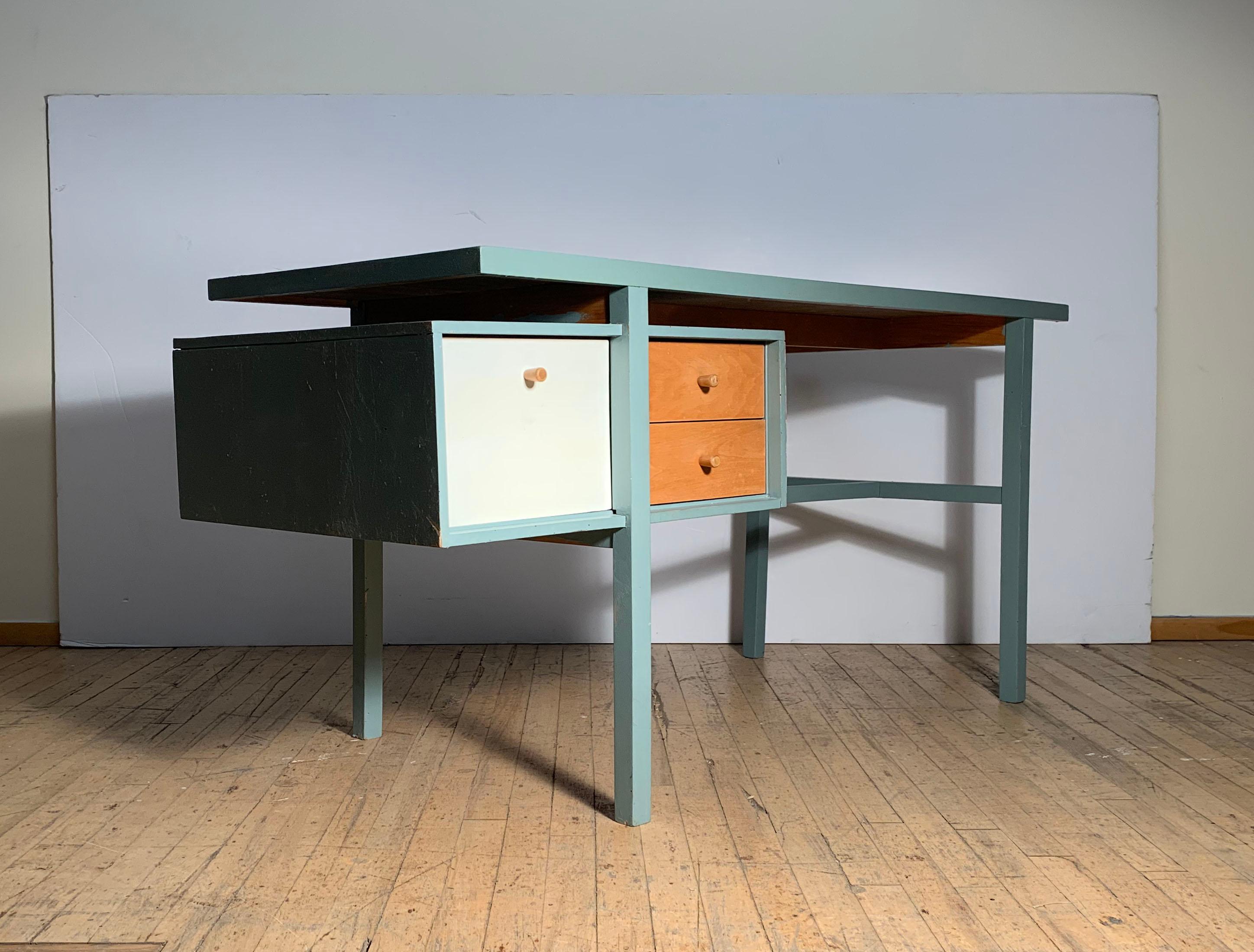 American Early Vintage Milo Baughman Architectural Cantilevered Desk for Glenn of Calif For Sale