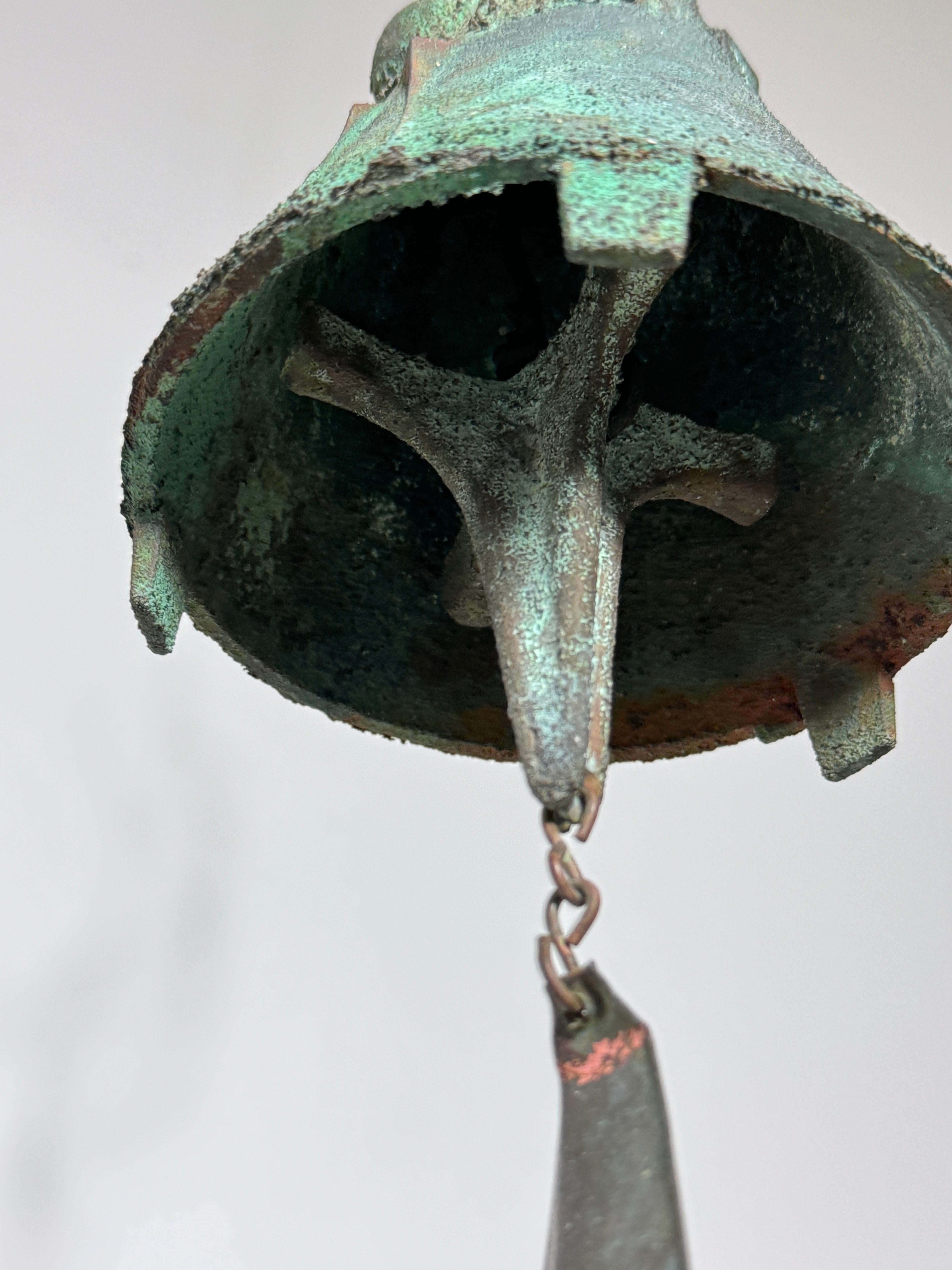 Frühes Vintage Paolo Soleri Brutalistischer Gusseisenguss Bronze Glocken Wind Chime Arcosanti 1970er Jahre im Angebot 6