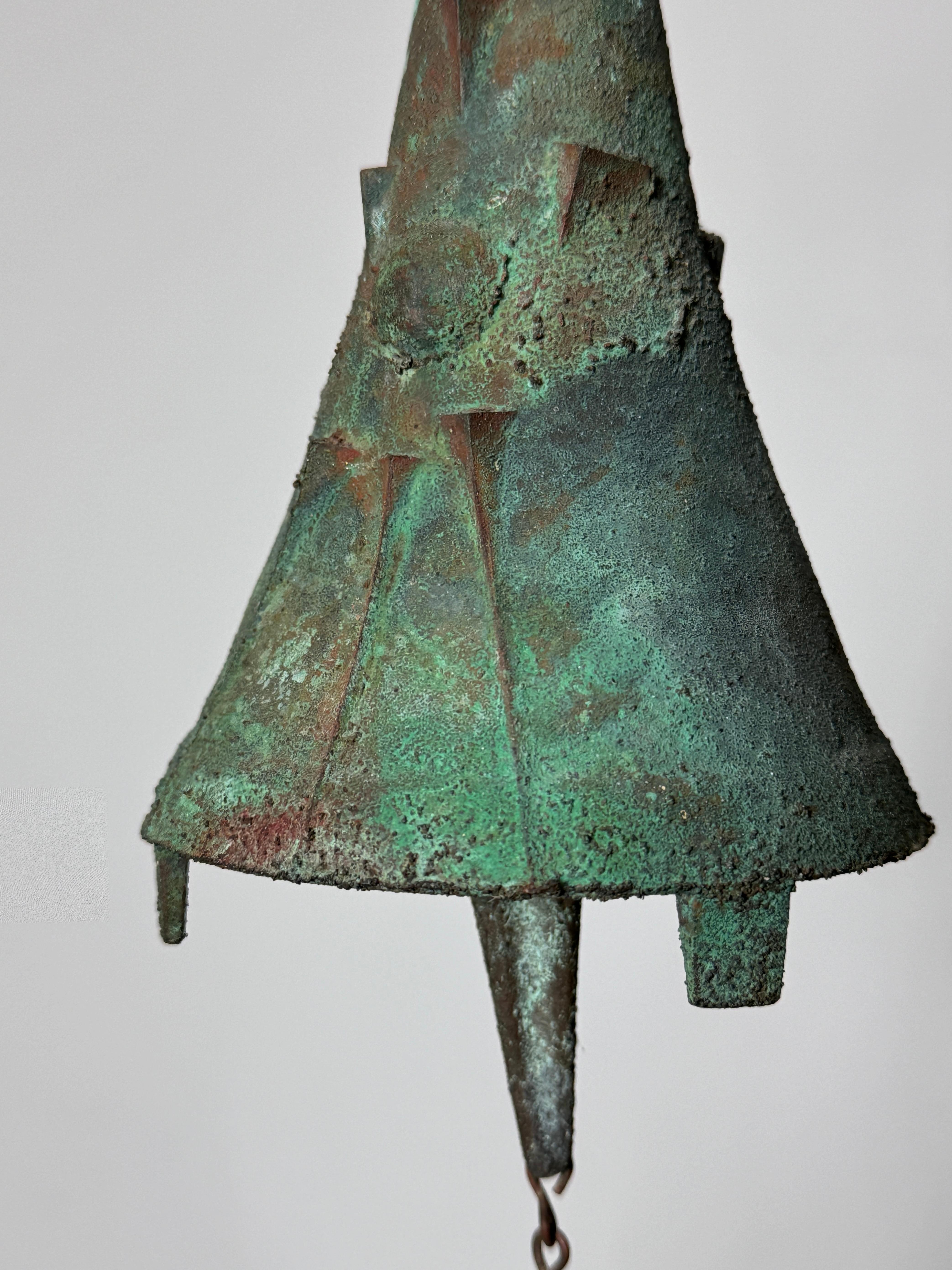 Frühes Vintage Paolo Soleri Brutalistischer Gusseisenguss Bronze Glocken Wind Chime Arcosanti 1970er Jahre im Angebot 3