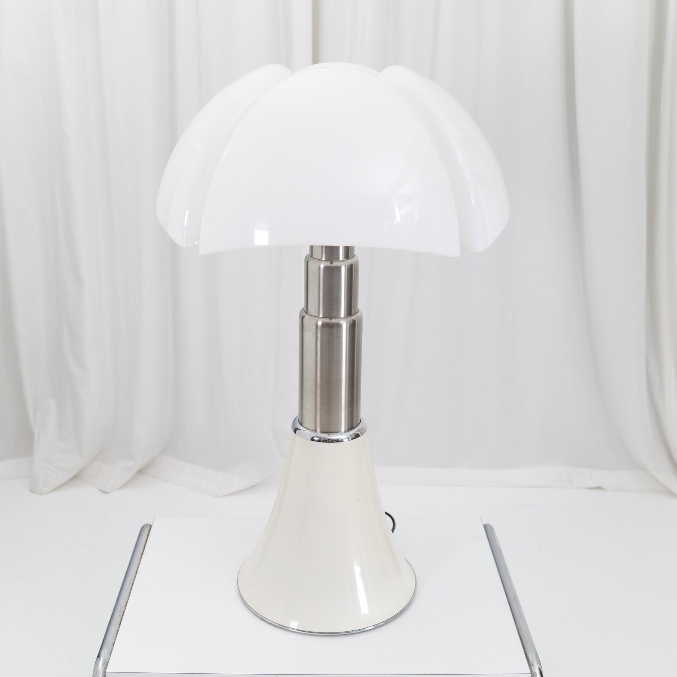 Early Vintage Pipistrello Lamp by Gae Aulenti for Martinelli Luce 2