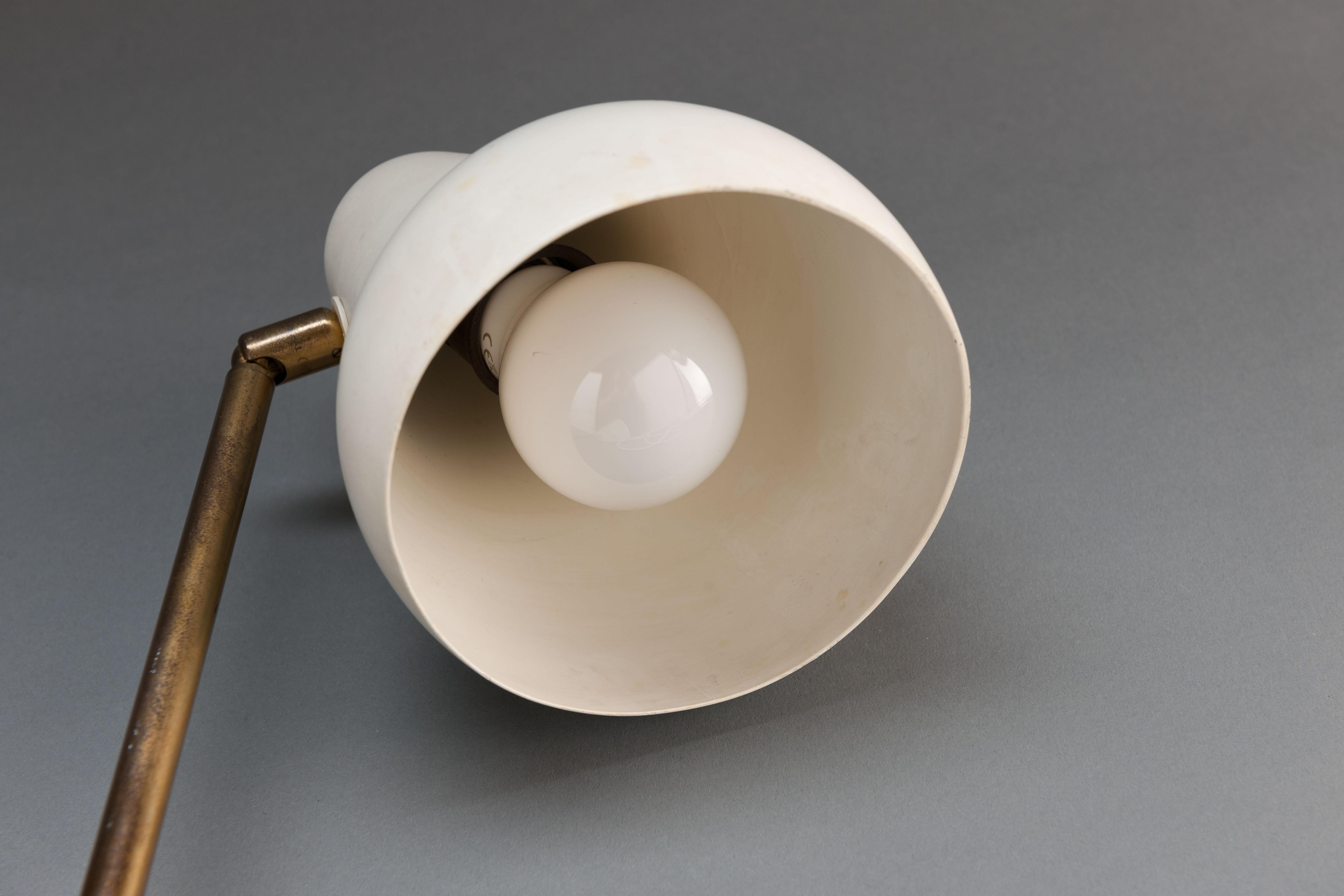 Early 1950's Vl Table Lamp by Vilhelm Lauritzen, Louis Poulsen, Pair Available For Sale 4
