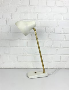 Early VL38 Table or Desk-Lamp, Vilhelm Lauritzen for Louis Poulsen, Denmark 1950