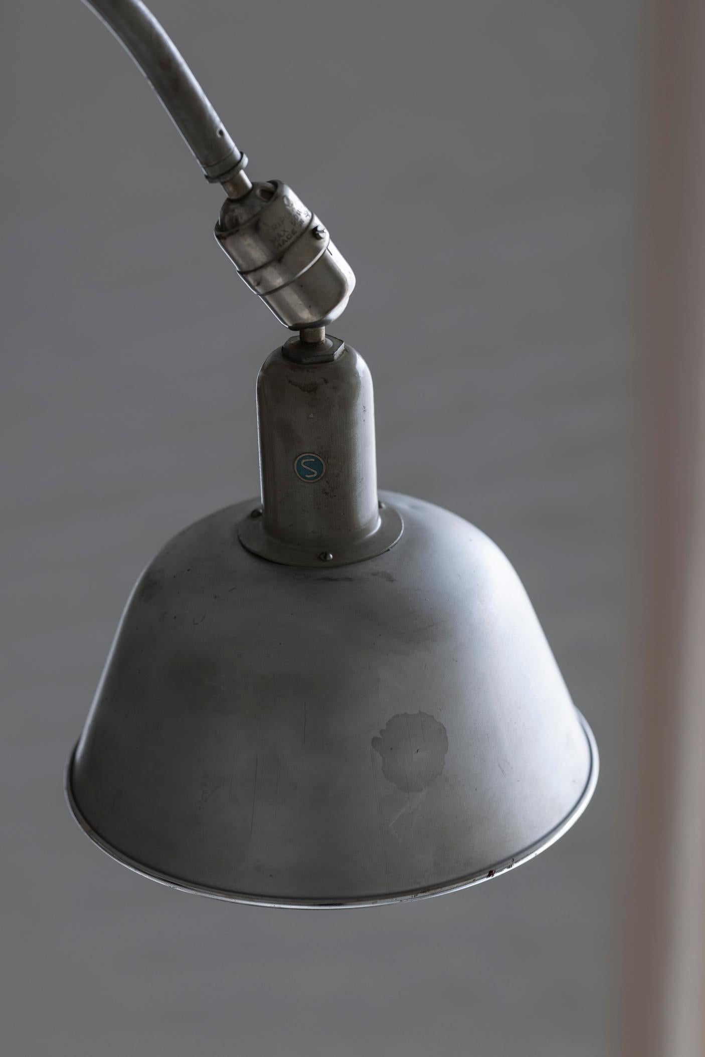 Lampe murale conçue par Johan Petter Johansson pour Triplex, Suède, années 1930. en vente 3