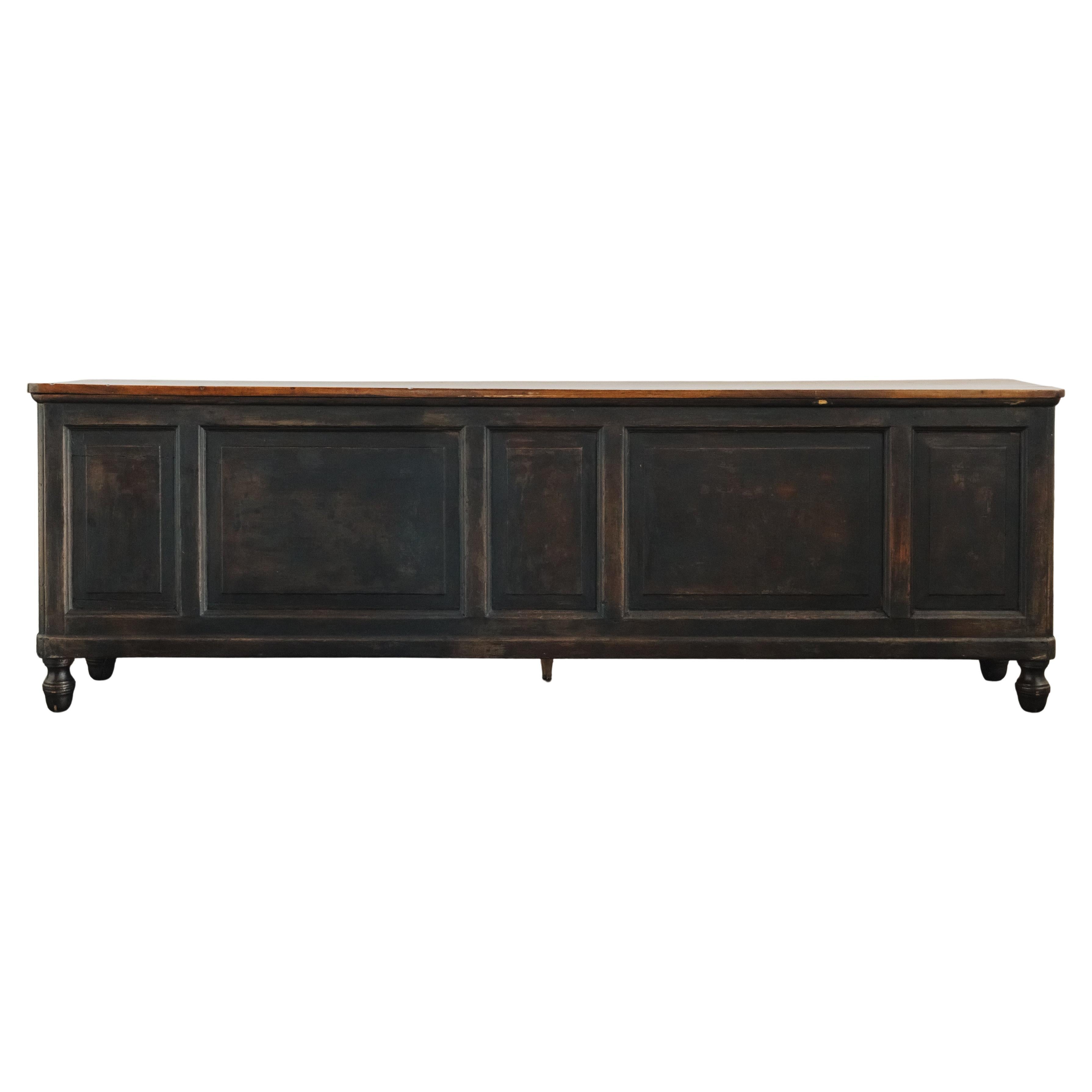 Früher Ladentisch aus Nussbaum und Kiefer aus Italien, CIRCA 1880 im Angebot