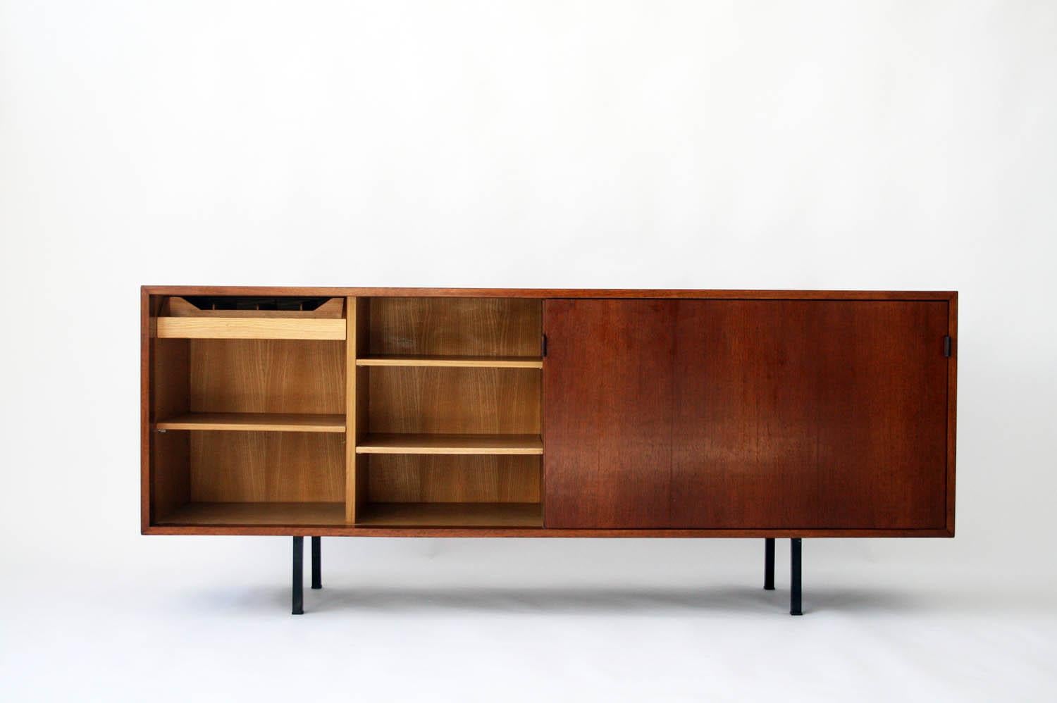 Mid-Century Modern Early Walnut Credenza by Florence Knoll for Knoll
