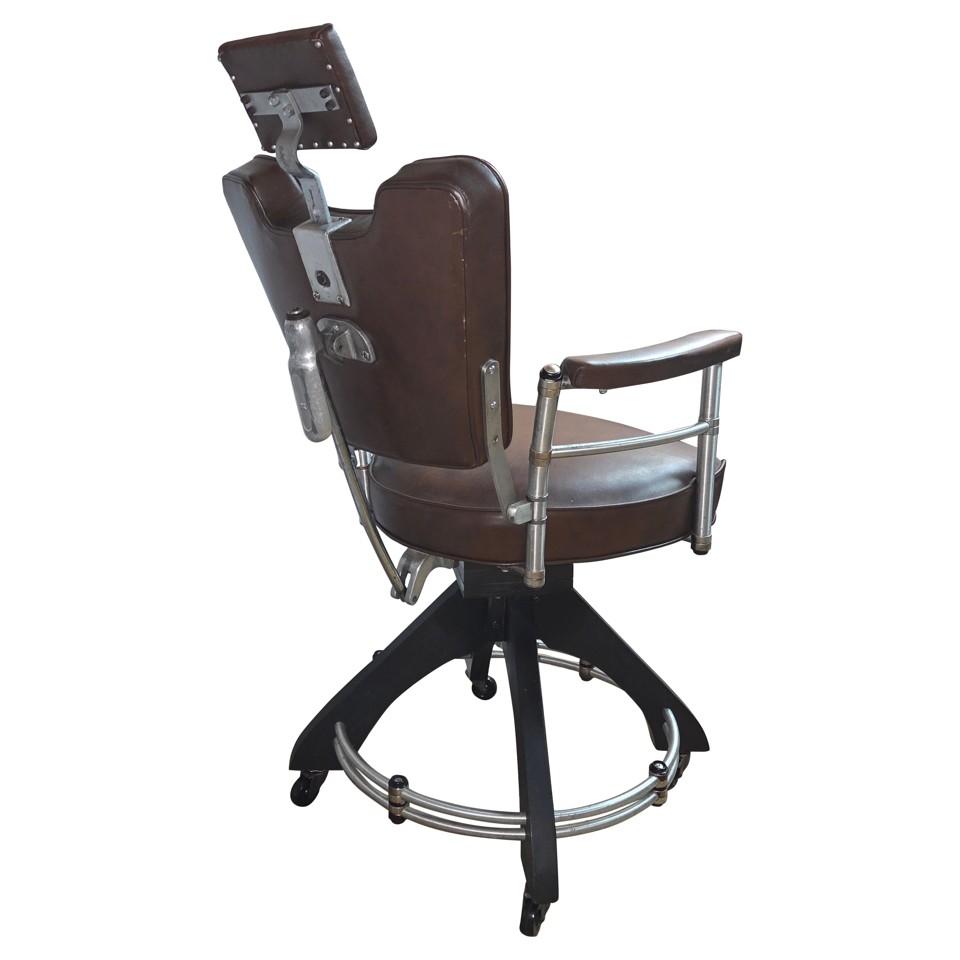 Chaise à shampoing inclinable de Warren McArthur, modèle à base de bois personnalisé, années 1930 en vente