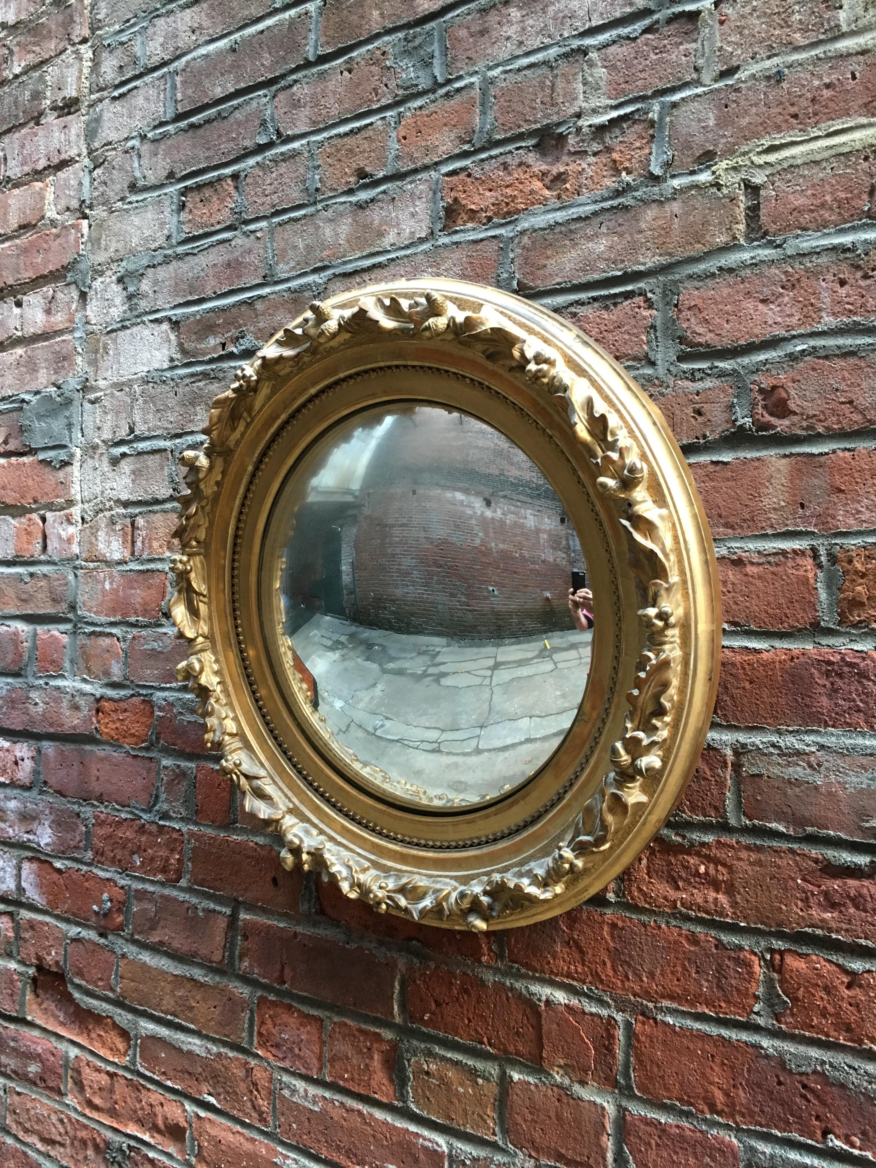 Late Victorian Early Water Gilded Acorn and Leaf Convex Mirror