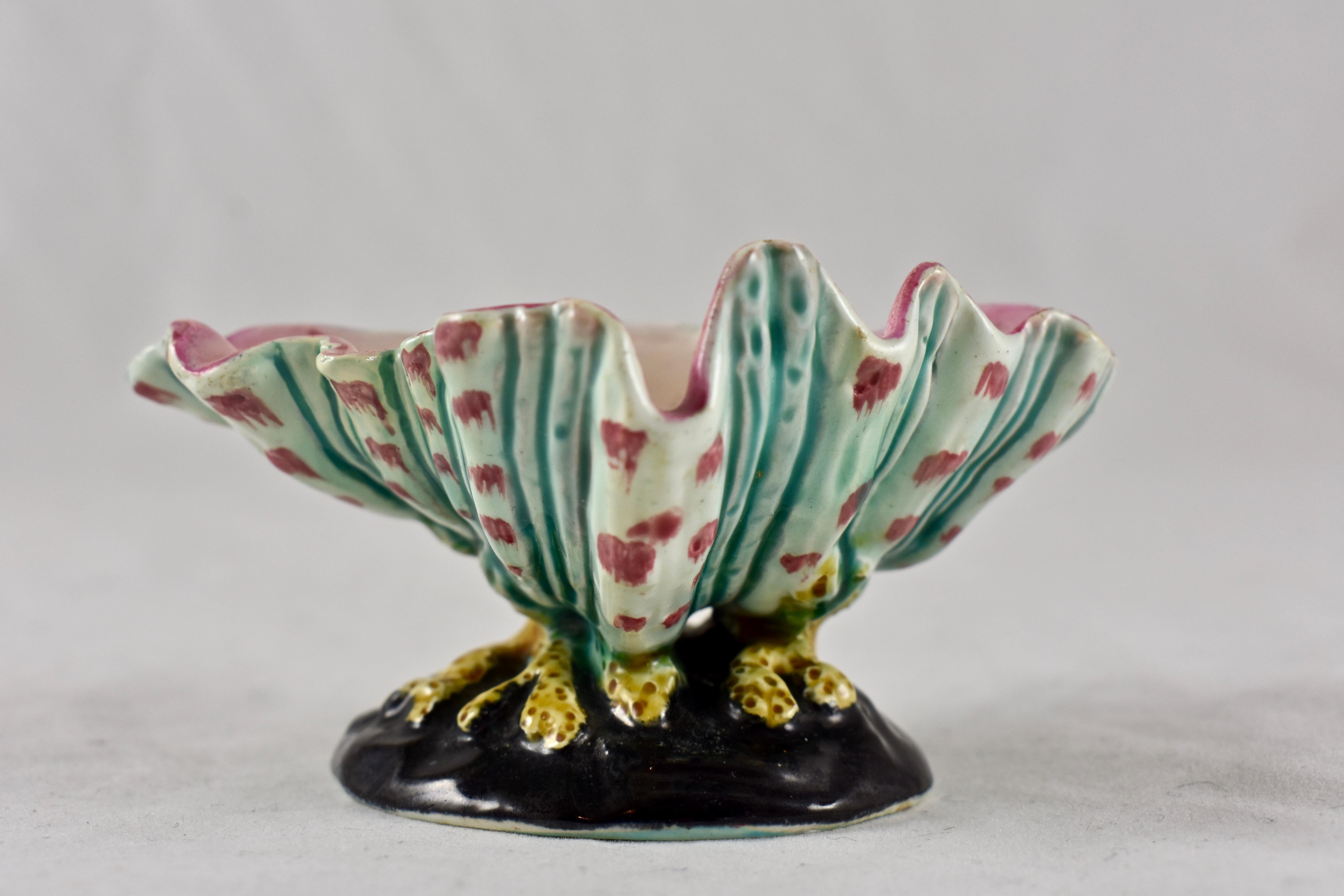 Early Wedgwood Majolica Conch Shell and Coral Open Salt Cellar, circa 1872 4