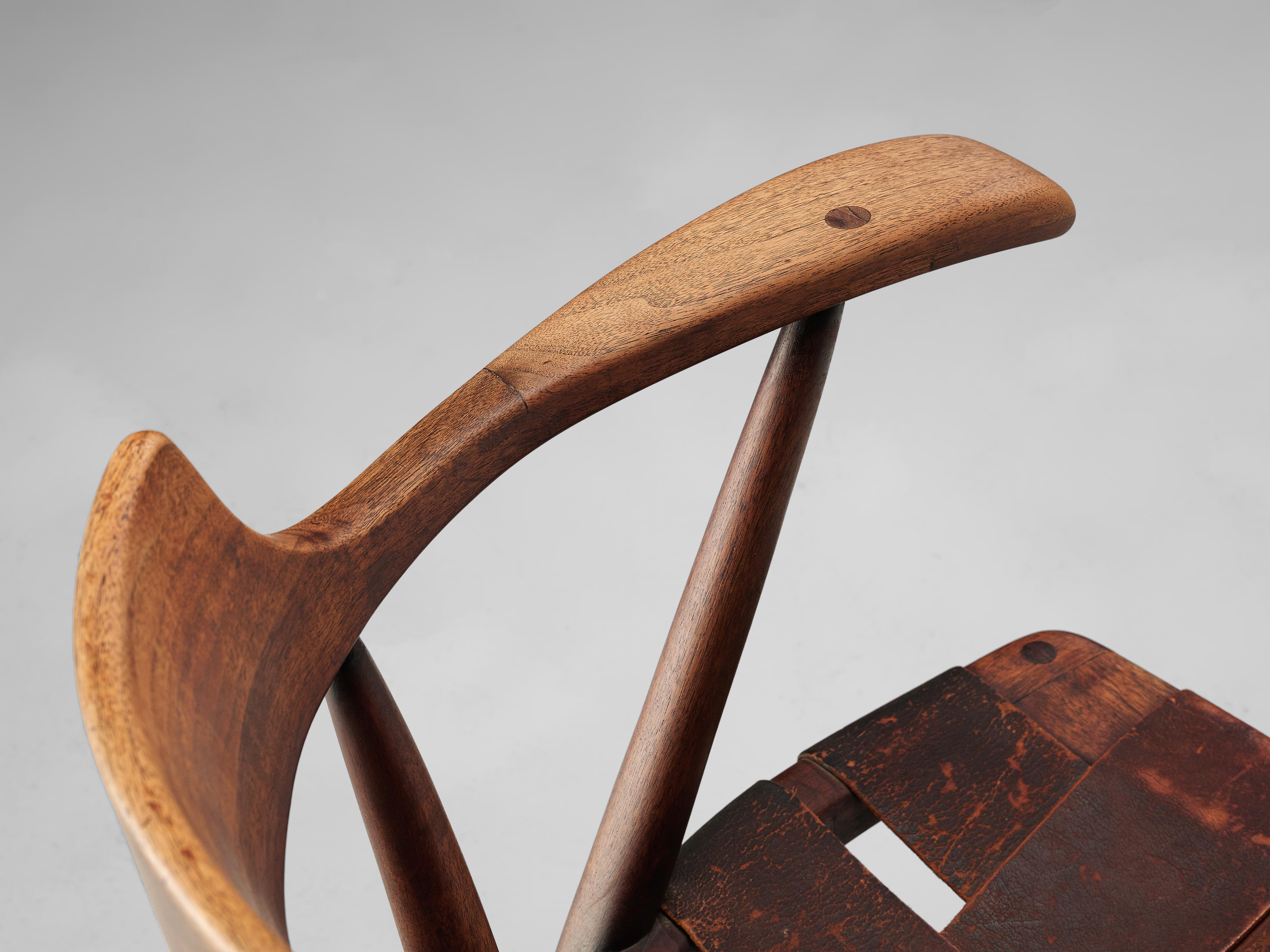 Early Wharton Esherick ‘Captain’s Chair’ in American Walnut and Brown Leather 2